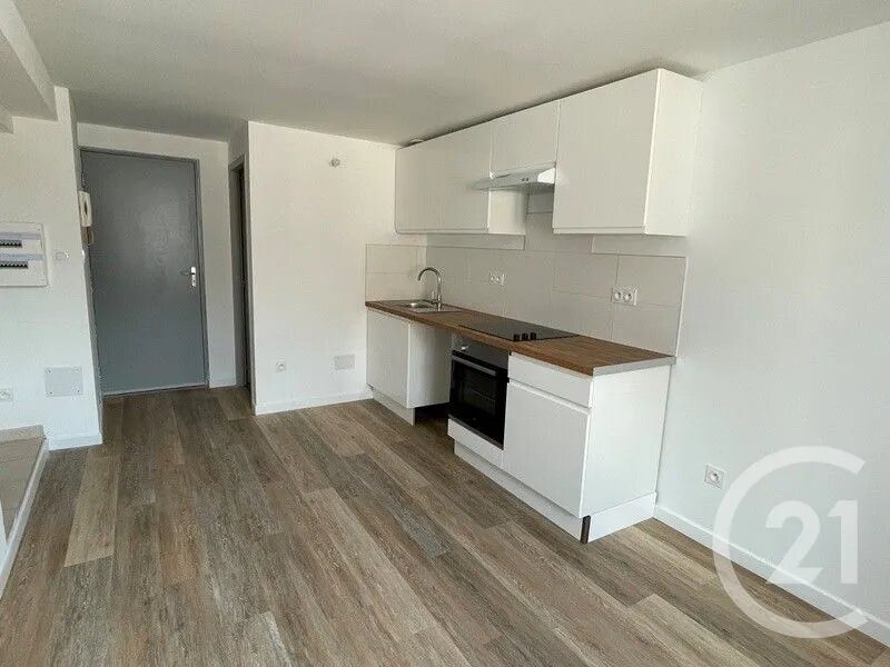 Appartement à louer, 29m², Saint-Hippolyte-du-Fort