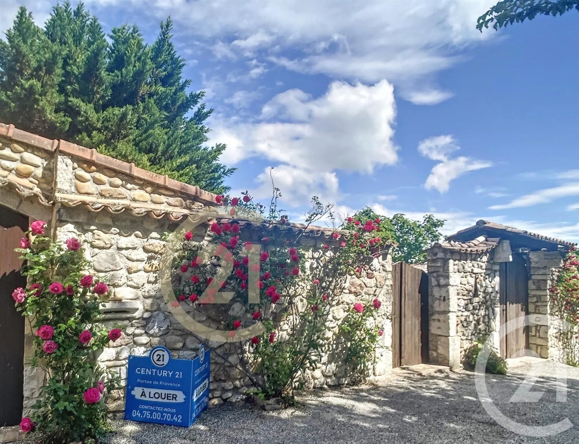 Maison à louer, 104m², Montboucher-sur-Jabron