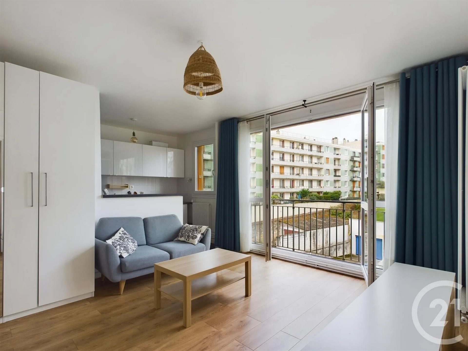 Appartement à louer, 28m², Chaville