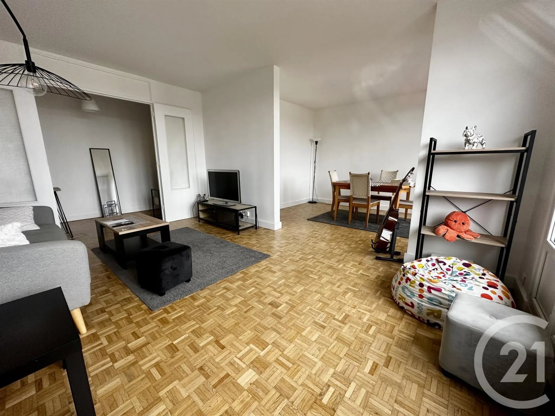 Appartement à louer, 72m², Bougival