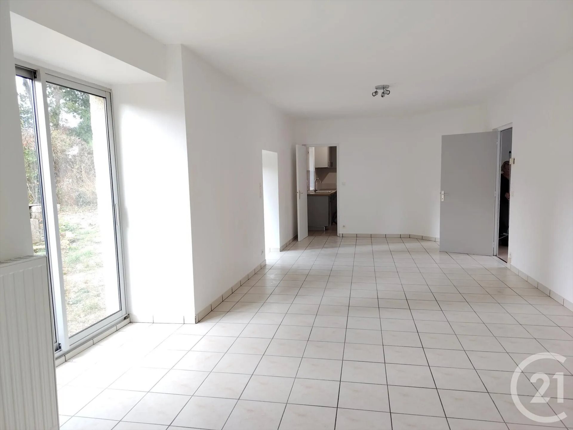 Maison à louer, 143m², Theix