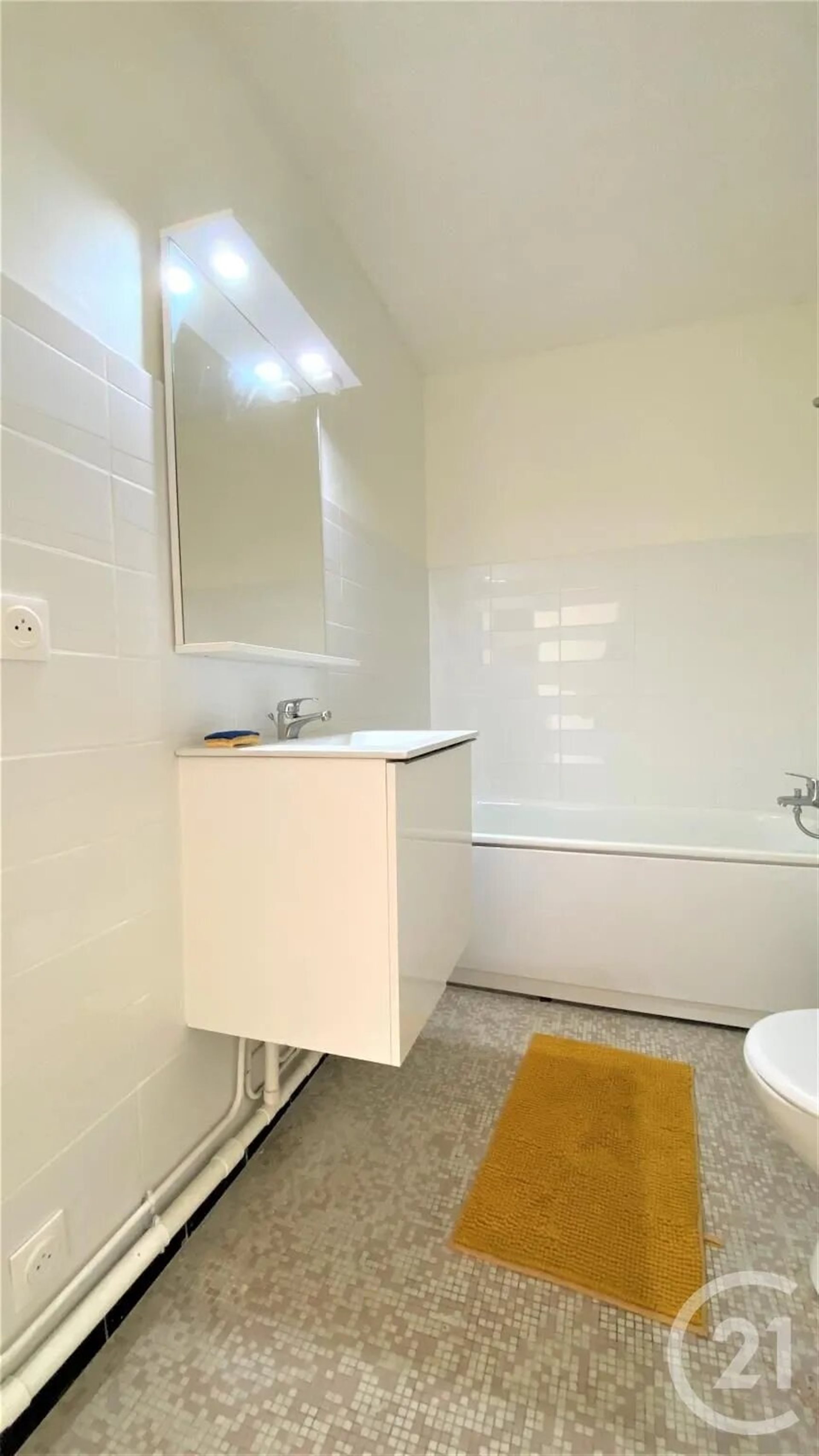 Appartement à louer, 28m², Fontenay-le-Fleury