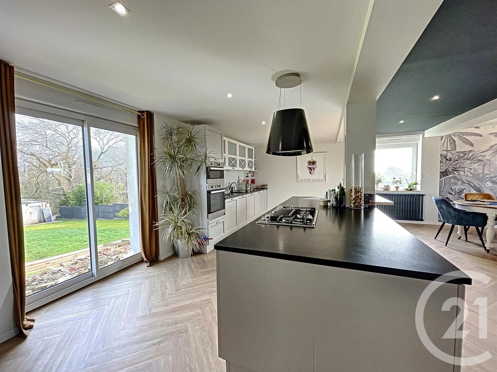 Maison à louer, 216m², Guipavas