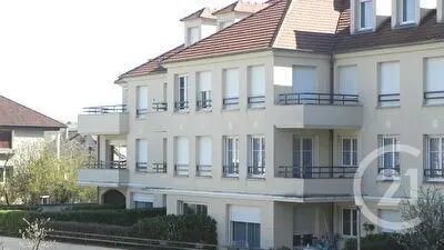 Appartement à louer, 74m², Auxerre