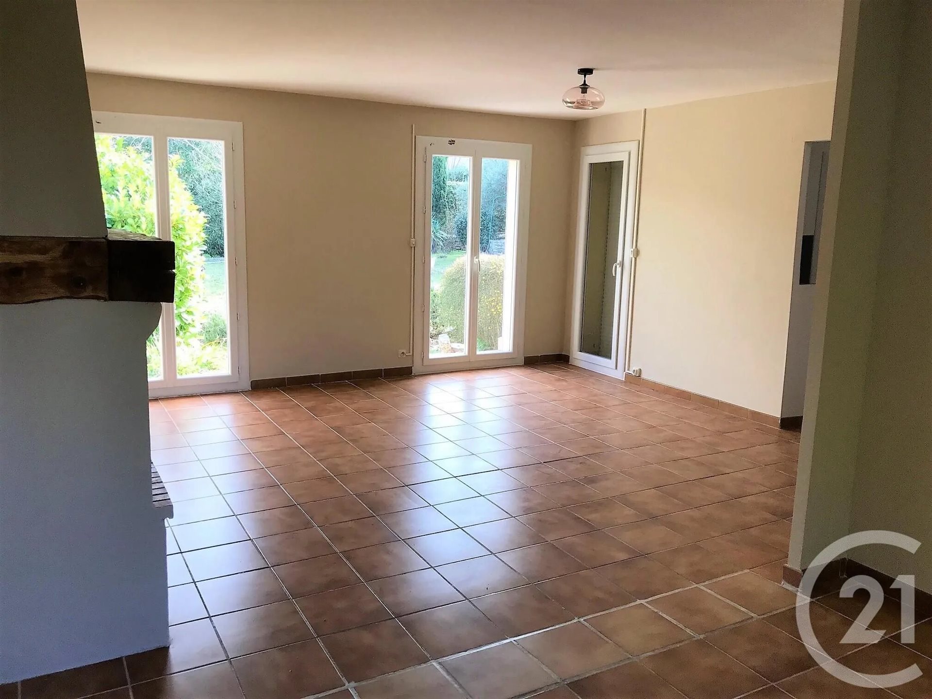 Maison à louer, 99m², Villevieille