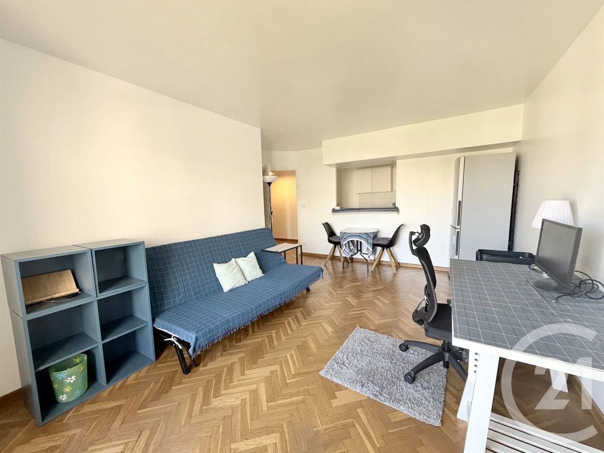 Appartement à louer, 46m², Suresnes