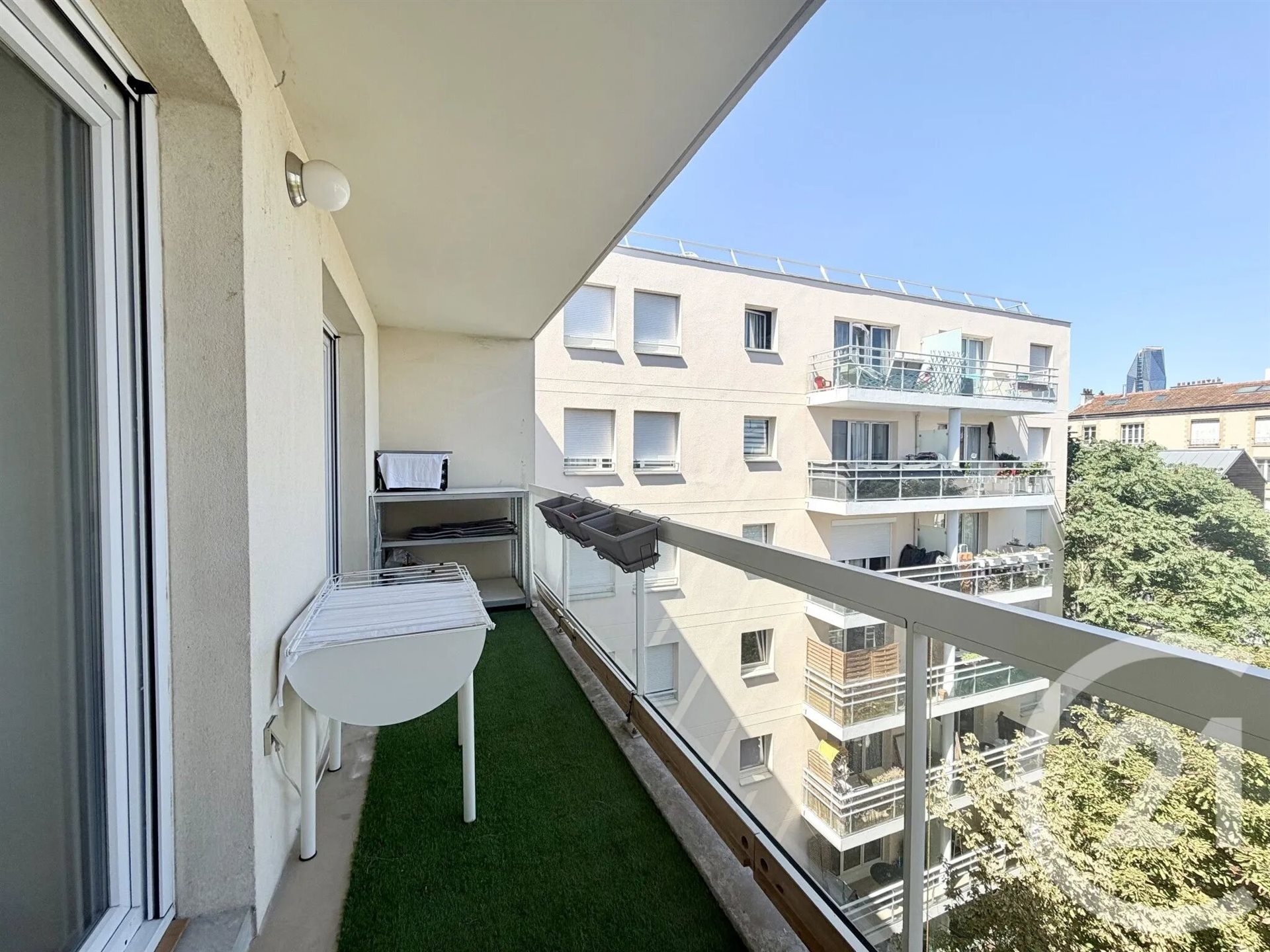 Appartement à louer, 46m², Suresnes