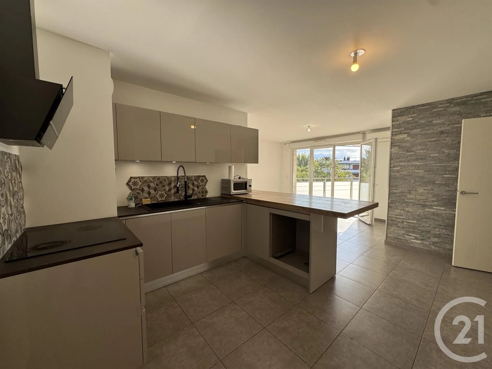 Appartement à louer, 60m², Marseille 12ème