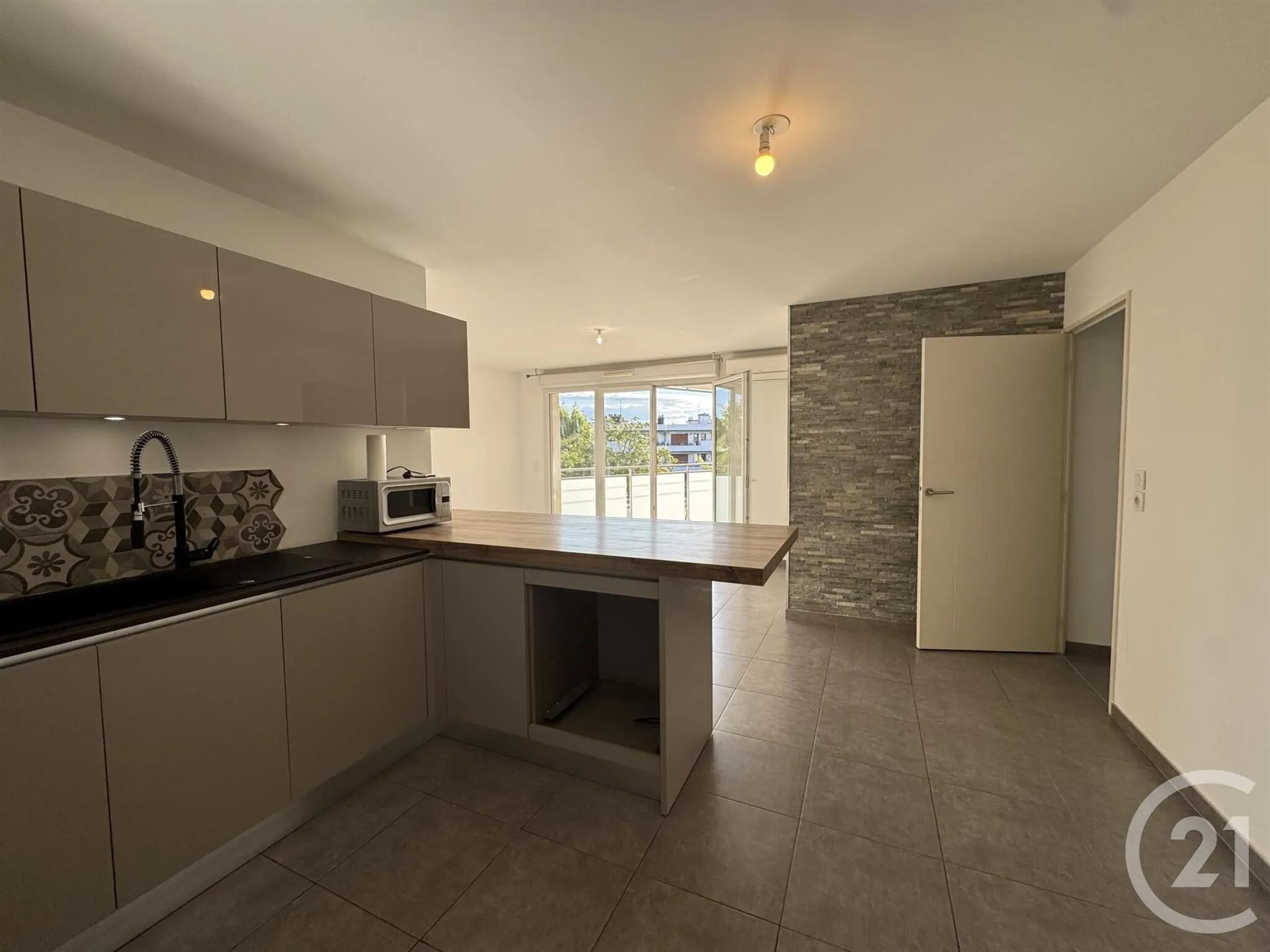 Appartement à louer, 60m², Marseille 12ème