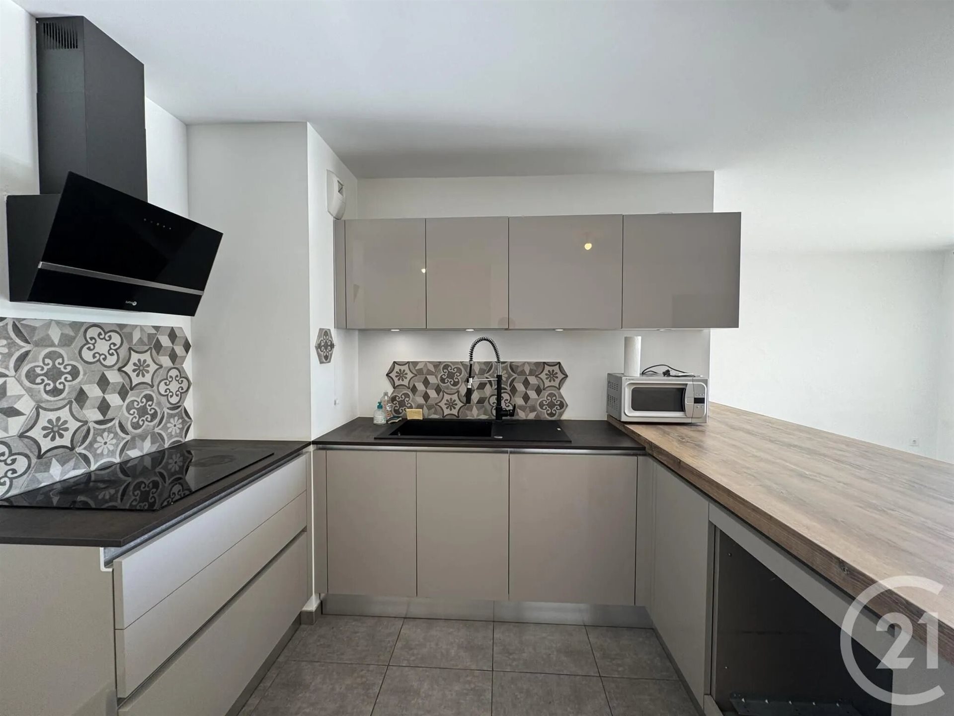 Appartement à louer, 60m², Marseille 12ème