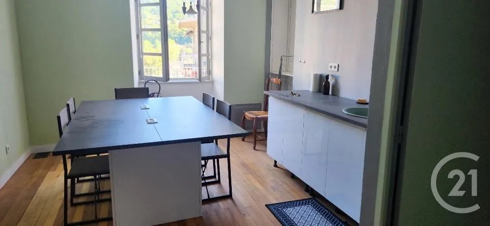 Appartement à vendre, 120m², Vic-sur-Cère