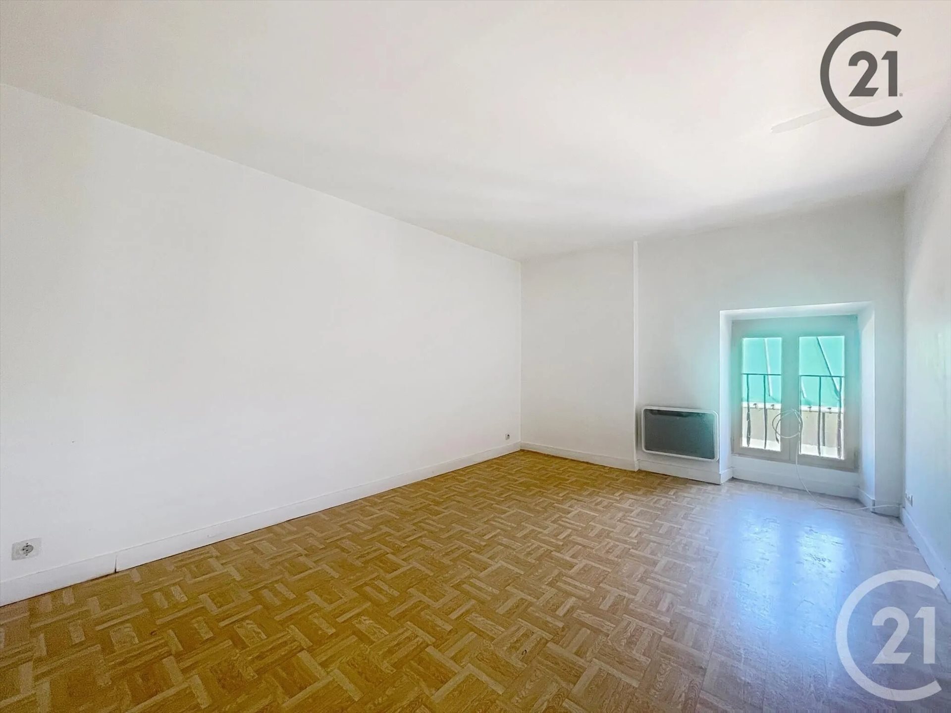 Appartement à louer, 72m², Villeneuve-sur-Yonne
