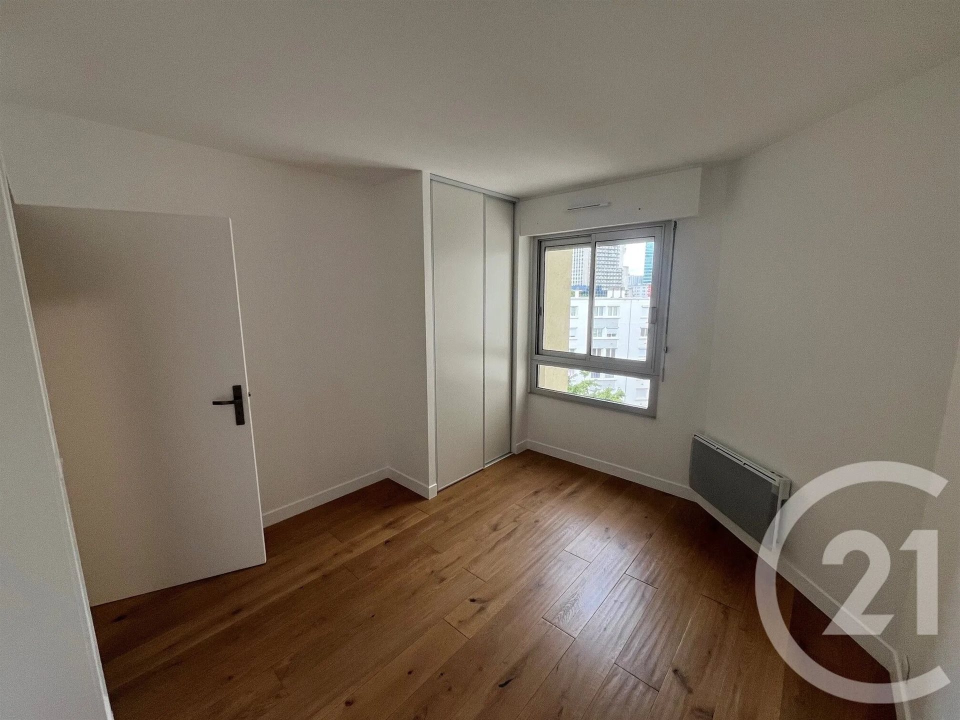 Appartement à louer, 67m², Courbevoie