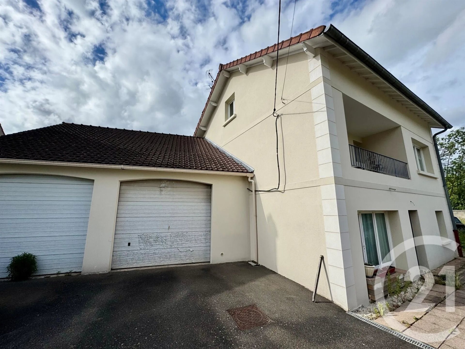 Maison à vendre, 175m², La Ville-du-Bois