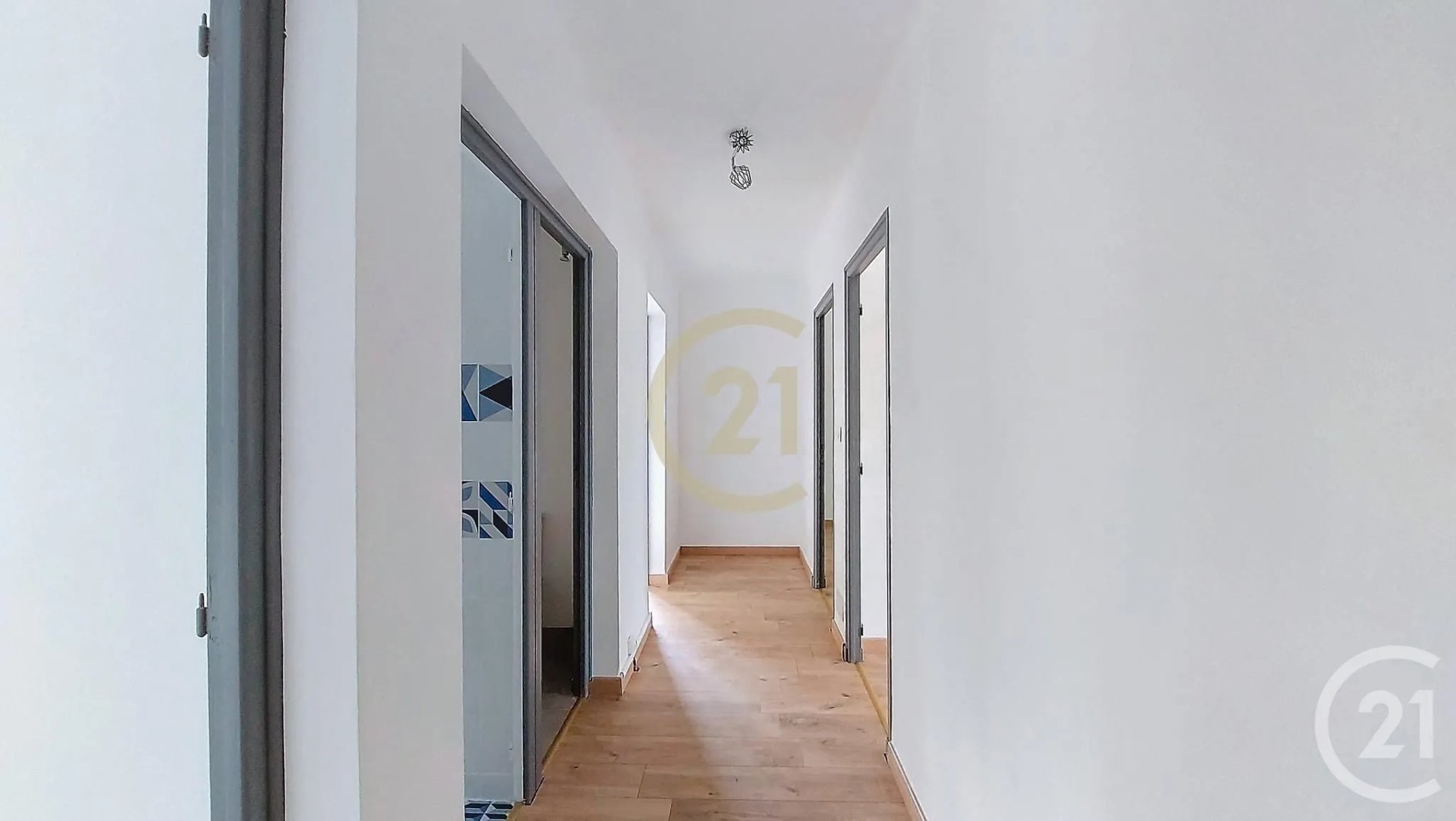 Appartement à louer, 63m², Remoulins