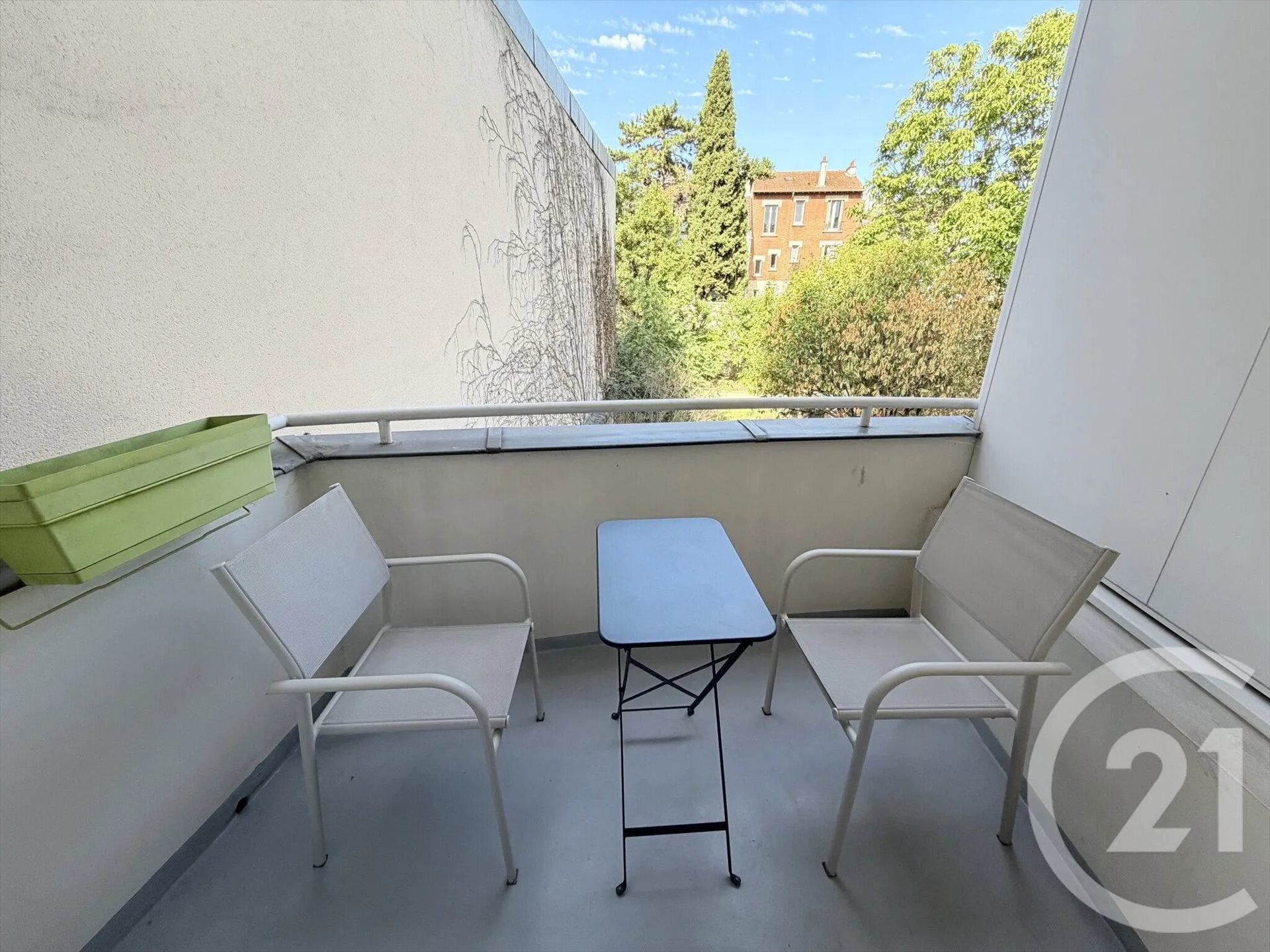 Appartement à louer, 45m², Suresnes