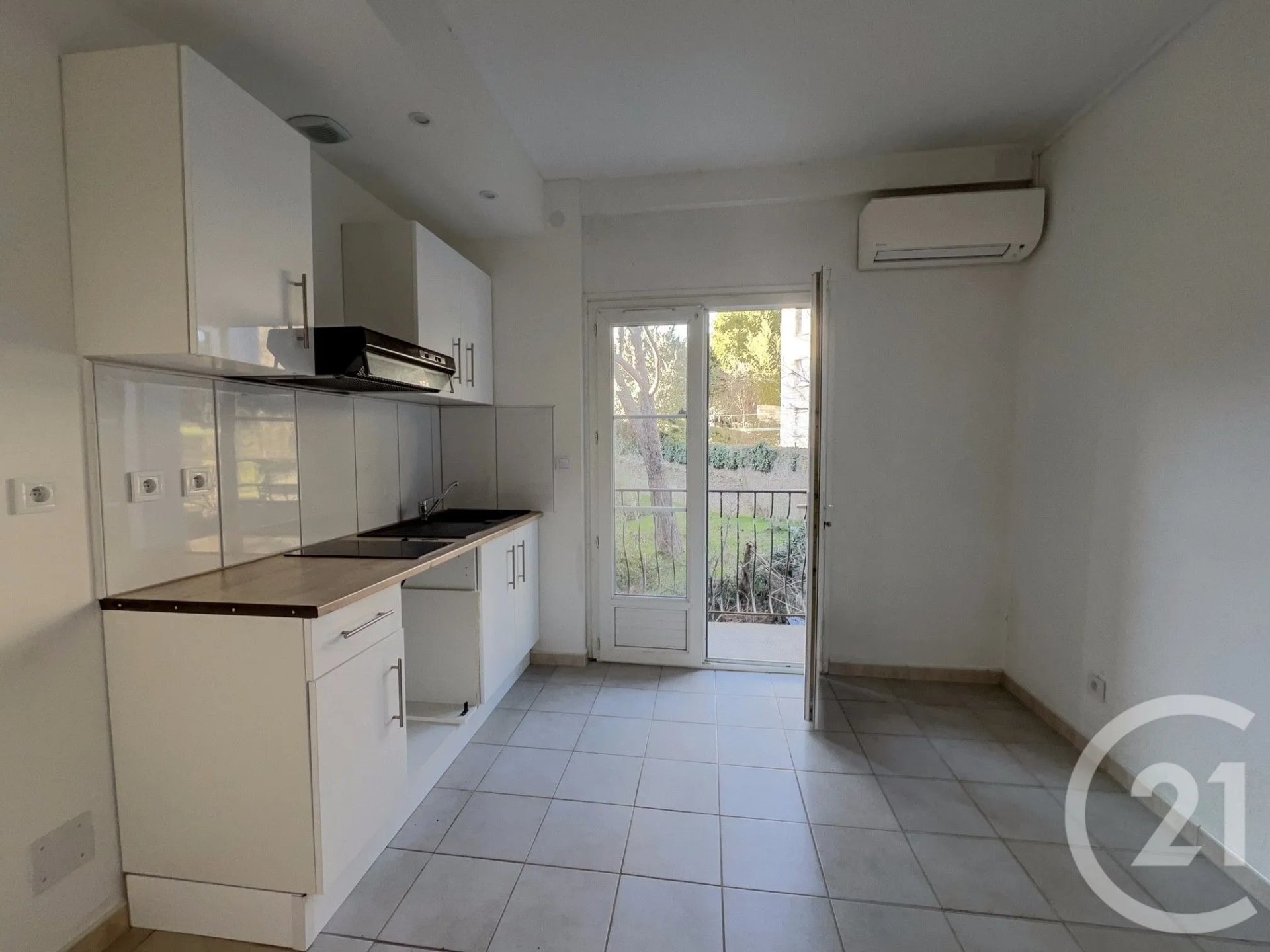 Appartement à louer, 52m², Lodève