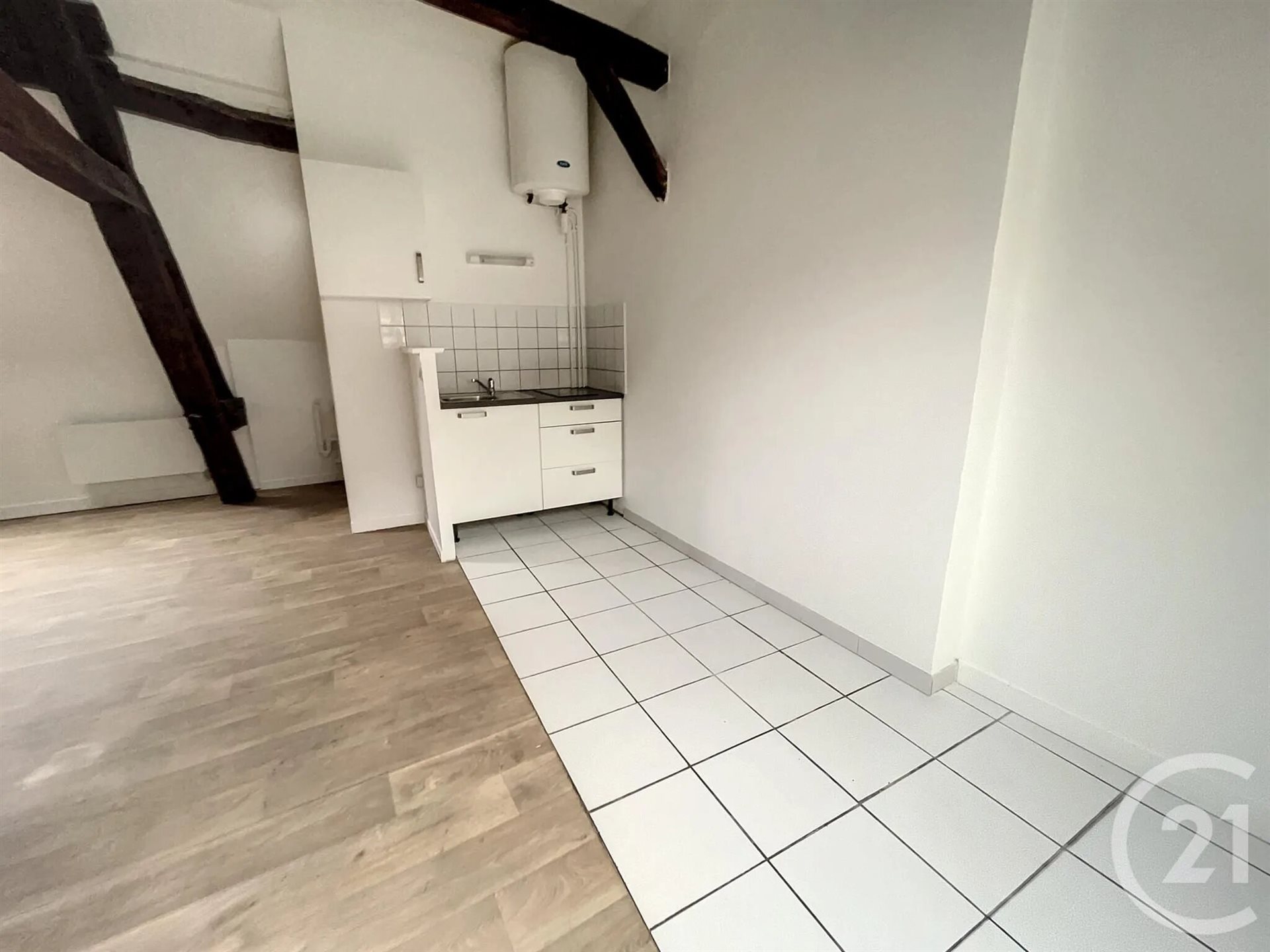 Appartement à louer, 24m², Provins