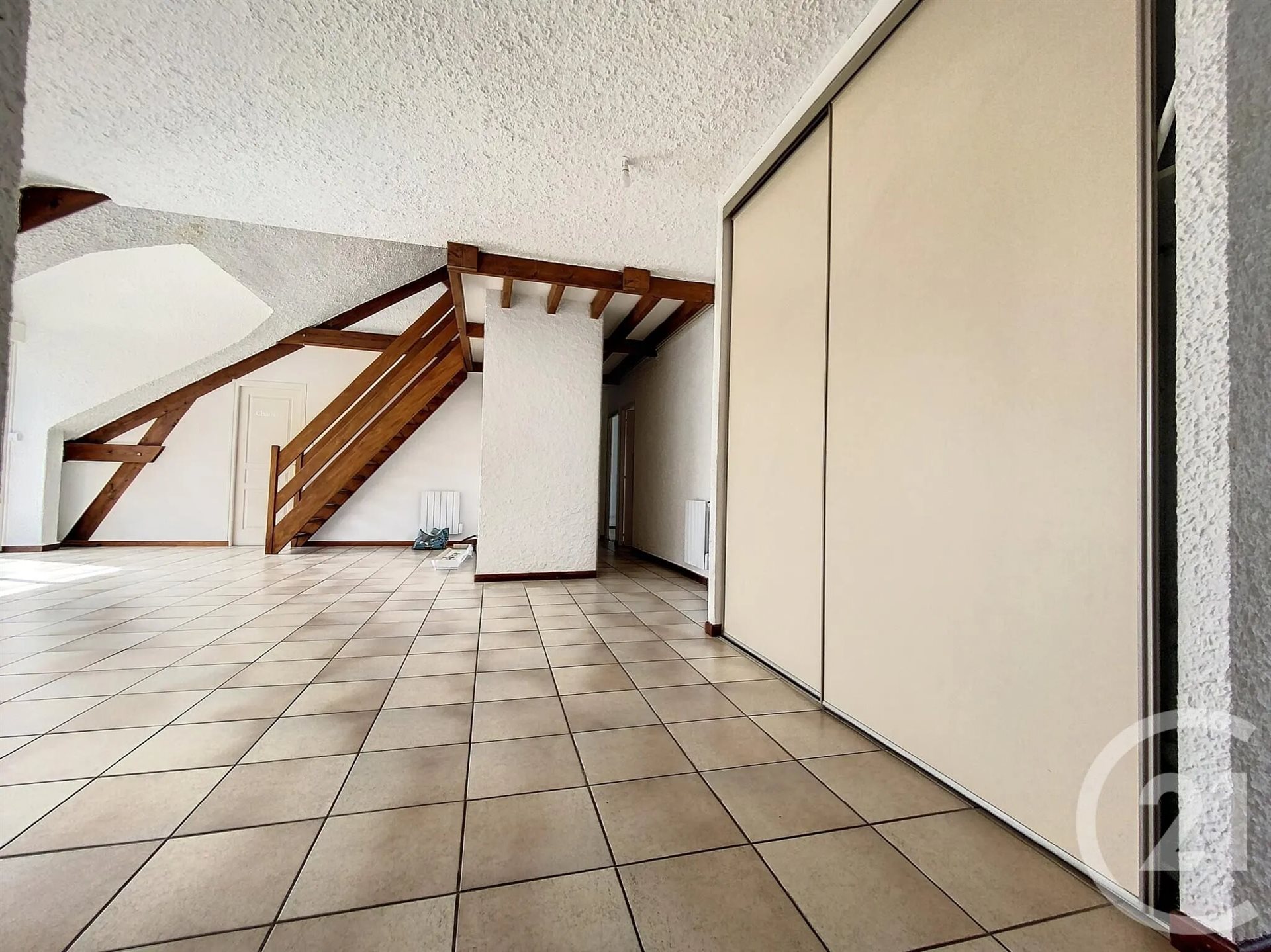 Appartement à louer, 97m², Châlons-en-Champagne