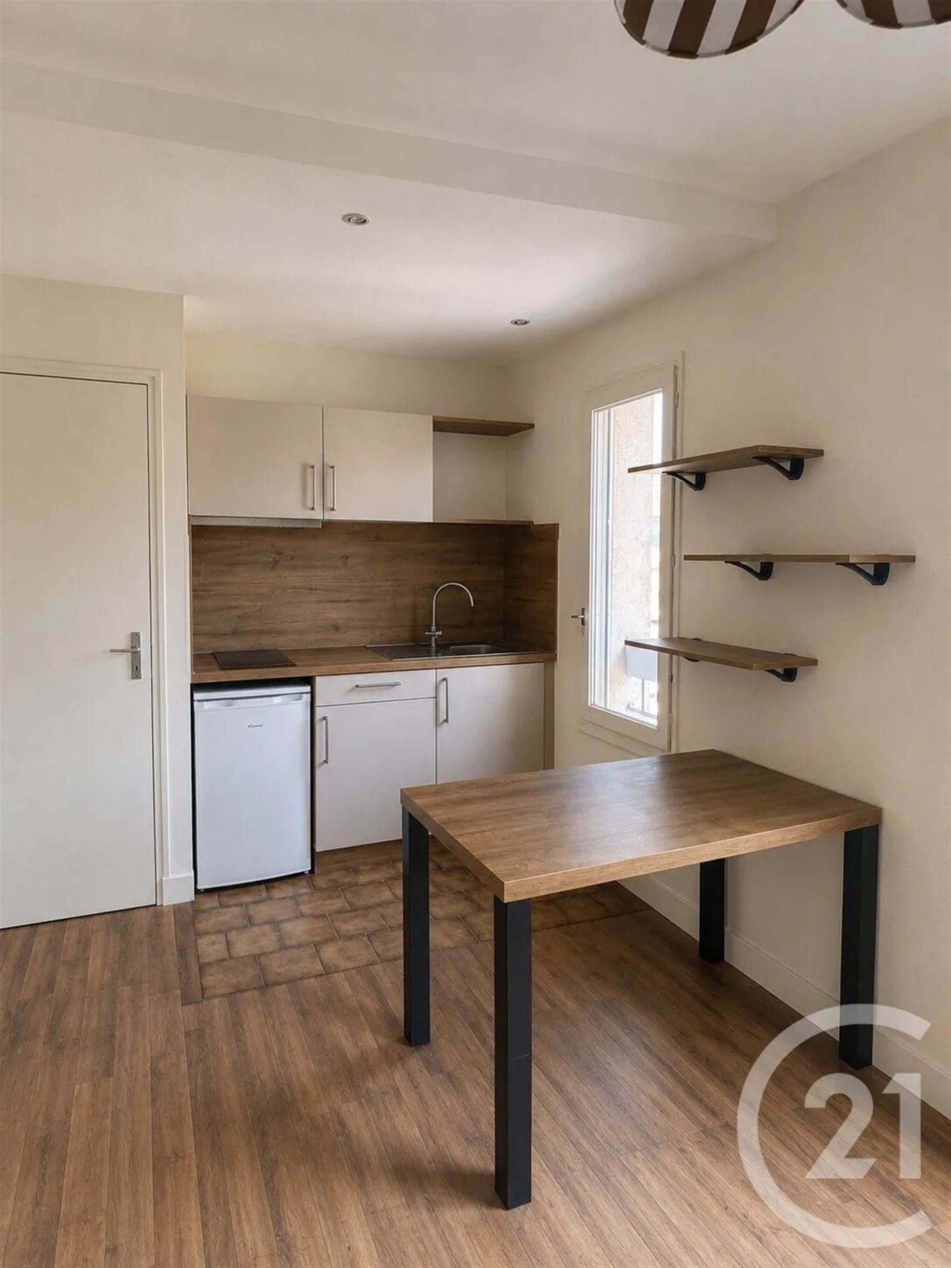 Appartement à louer, 19m², Aurillac