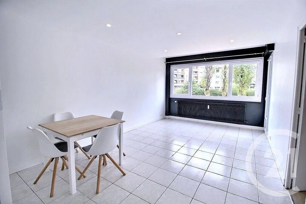 Appartement à louer, 62m², Thonon-les-Bains