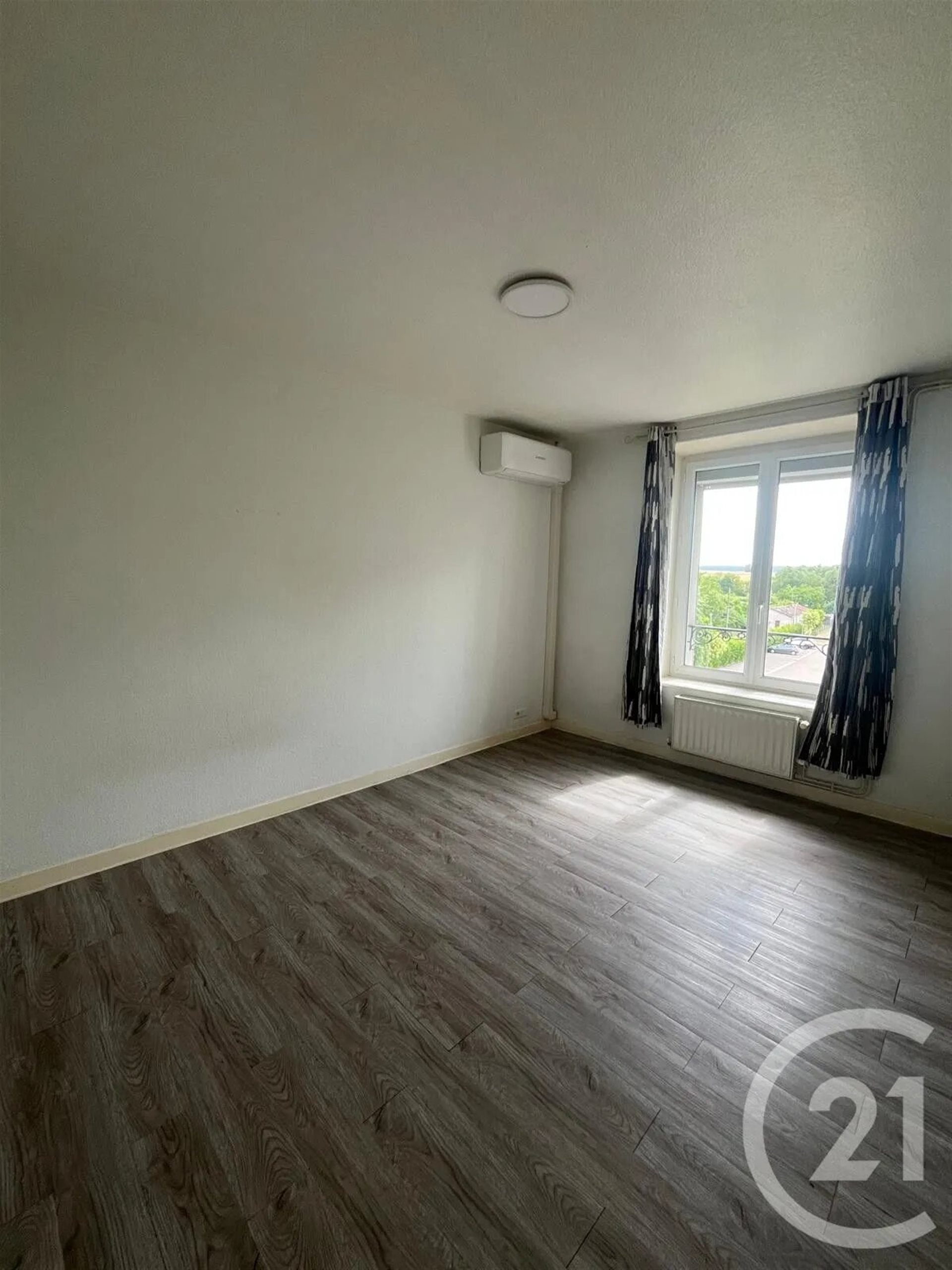 Appartement à louer, 78m², Etain