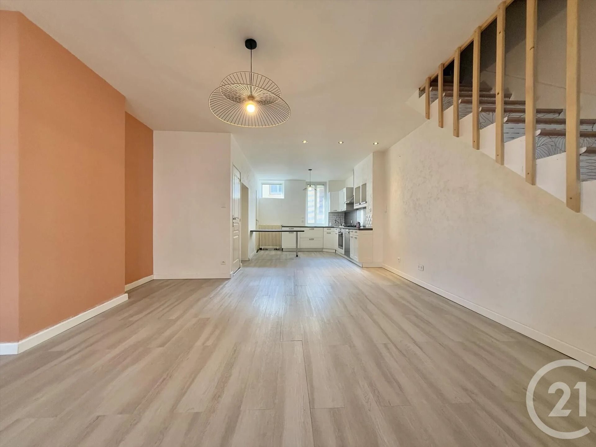 Maison à louer, 75m², Moulins