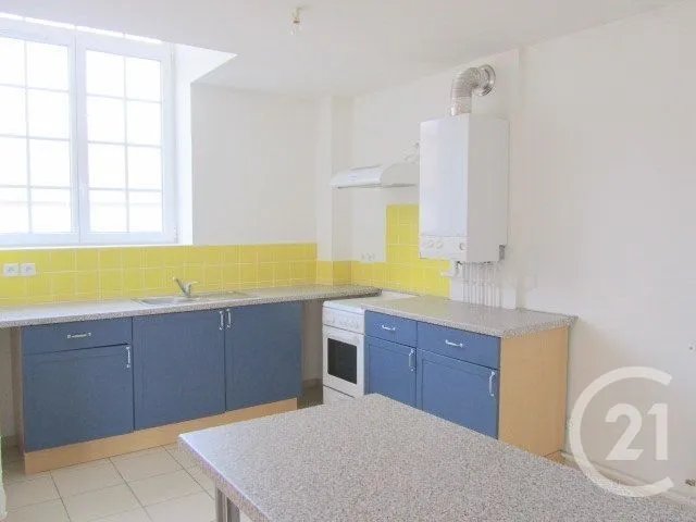 Appartement à louer, 90m², Mirecourt