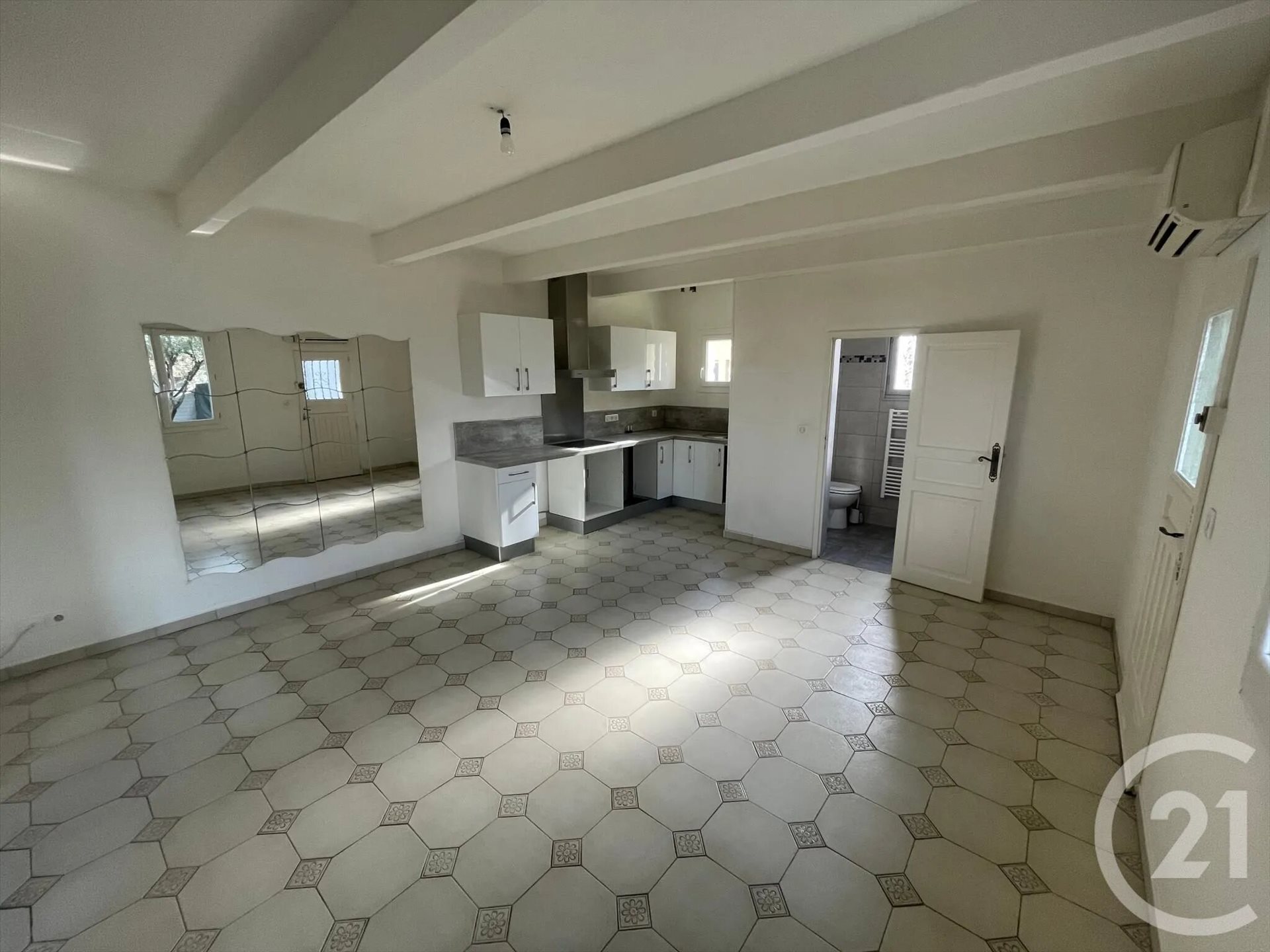 Appartement à louer, 70m², Gémenos