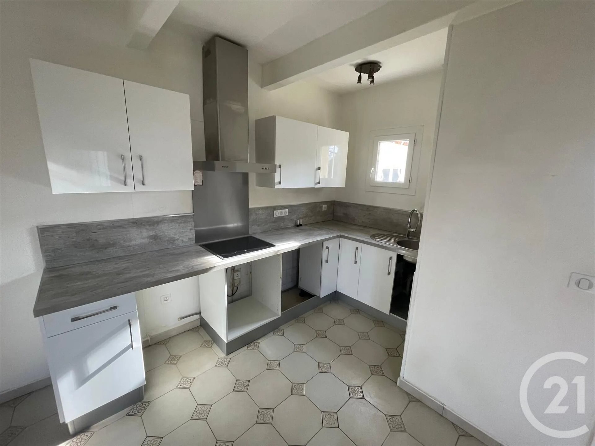 Appartement à louer, 70m², Gémenos