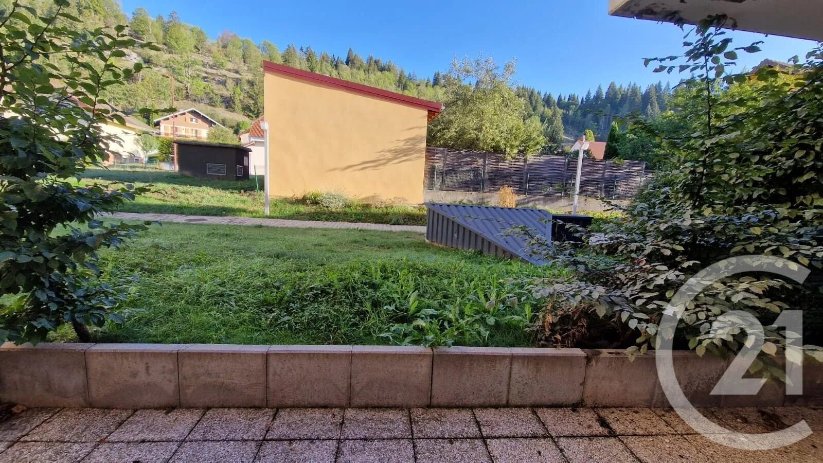 Appartement à louer, 31m², La Cluse-et-Mijoux