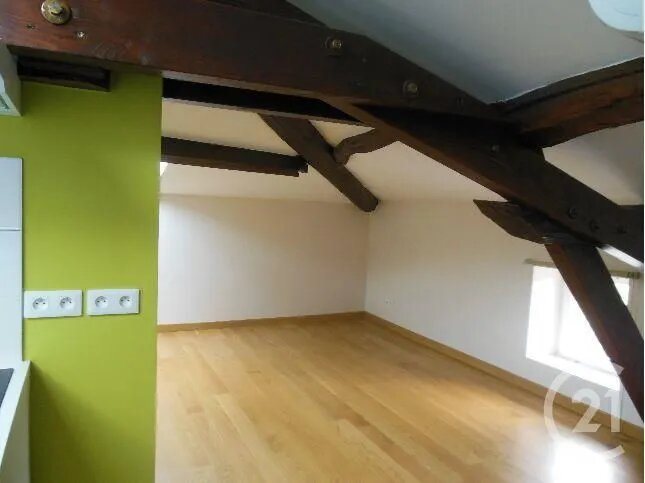 Appartement à louer, 32m², Soucieu-en-Jarrest