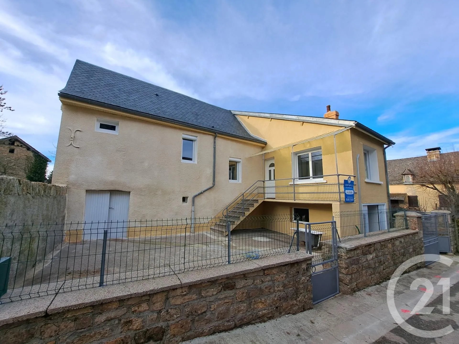 Maison à louer, 78m², Anglars-Saint-Félix