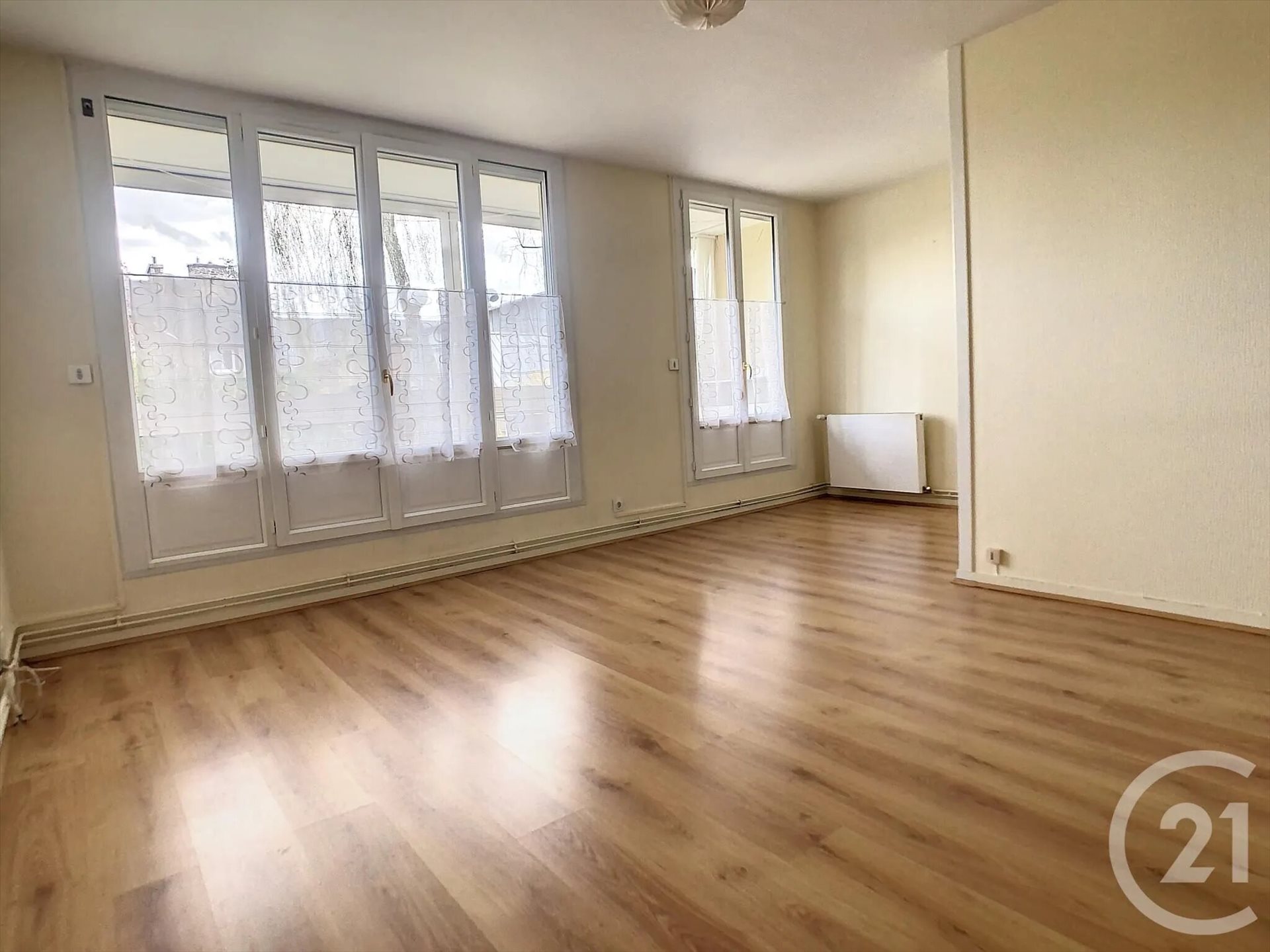 Appartement à louer, 60m², Dinan