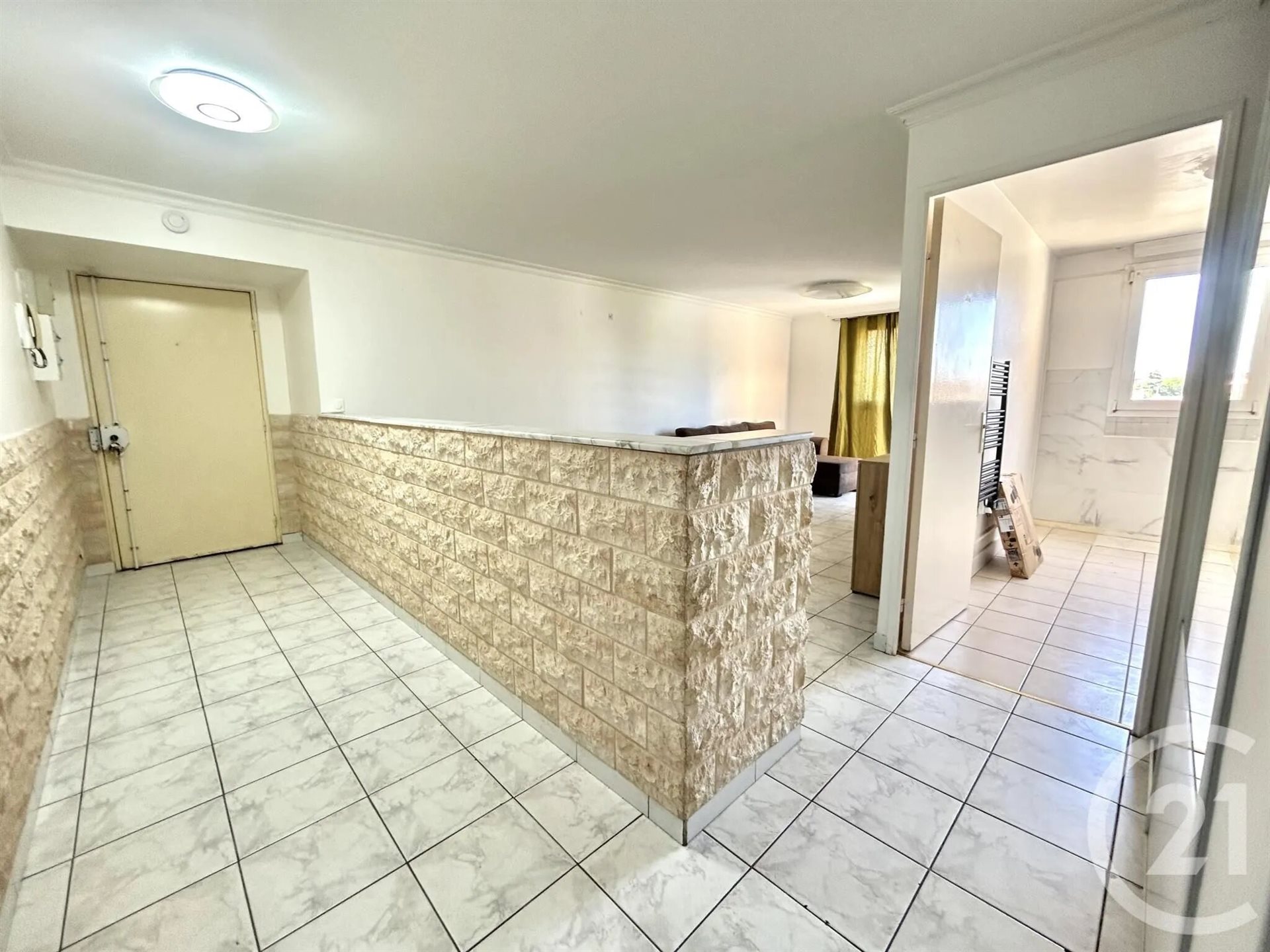 Appartement à louer, 81m², Stains