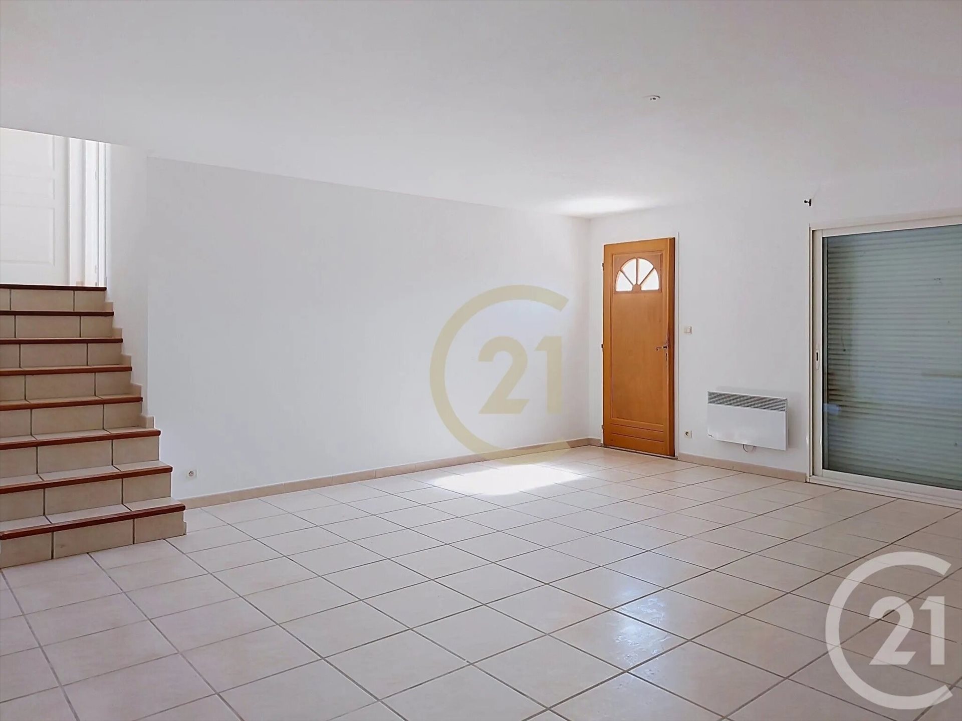 Maison à louer, 88m², Castillon-du-Gard
