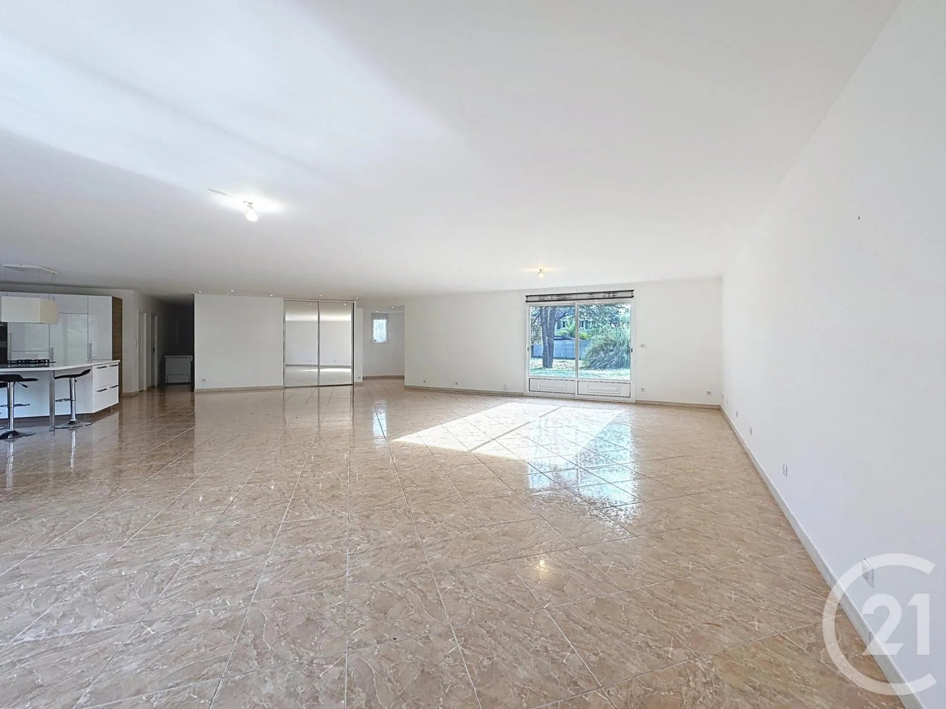 Maison à louer, 225m², Gièvres