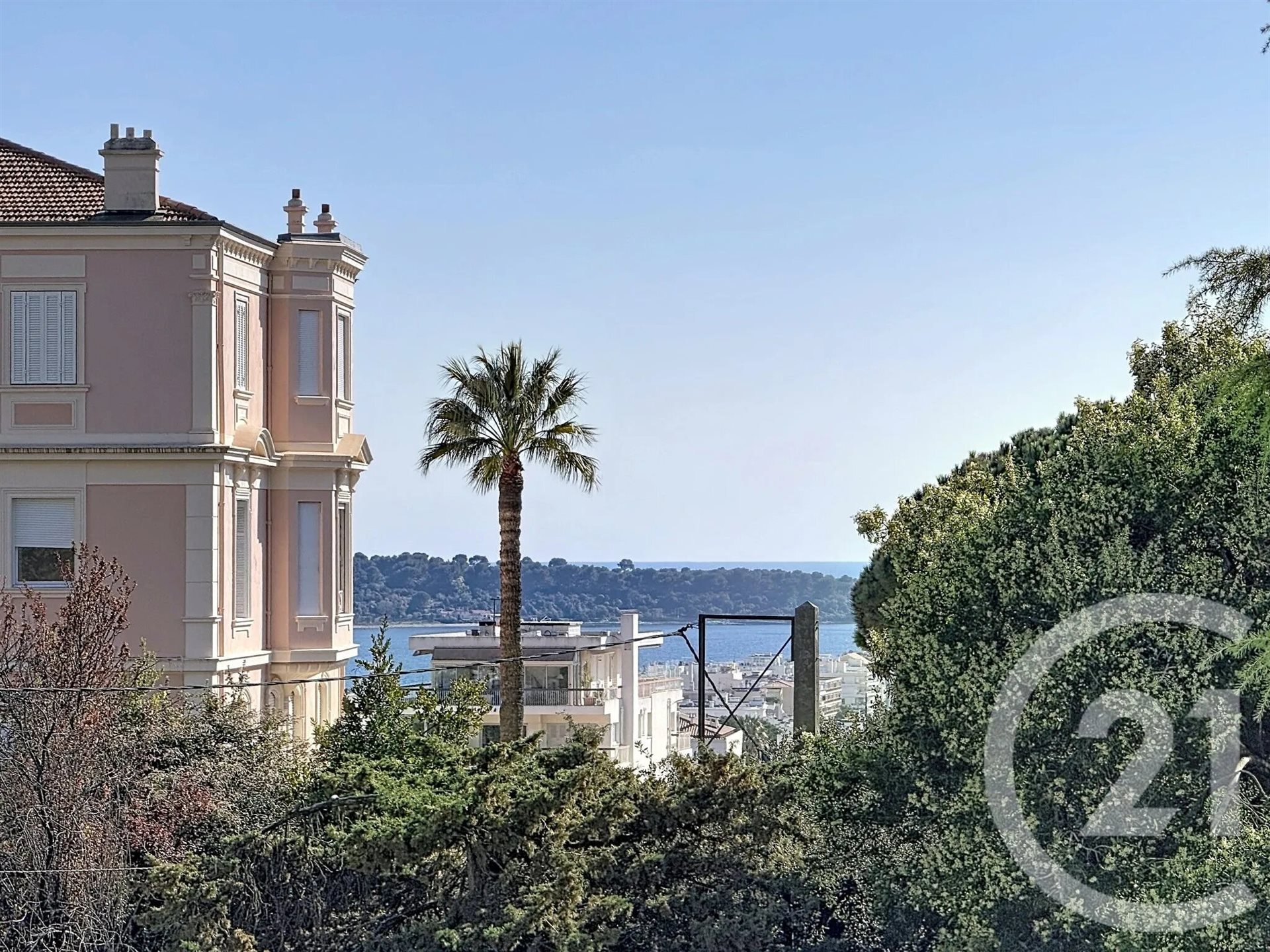 Appartement à louer, 48m², Cannes