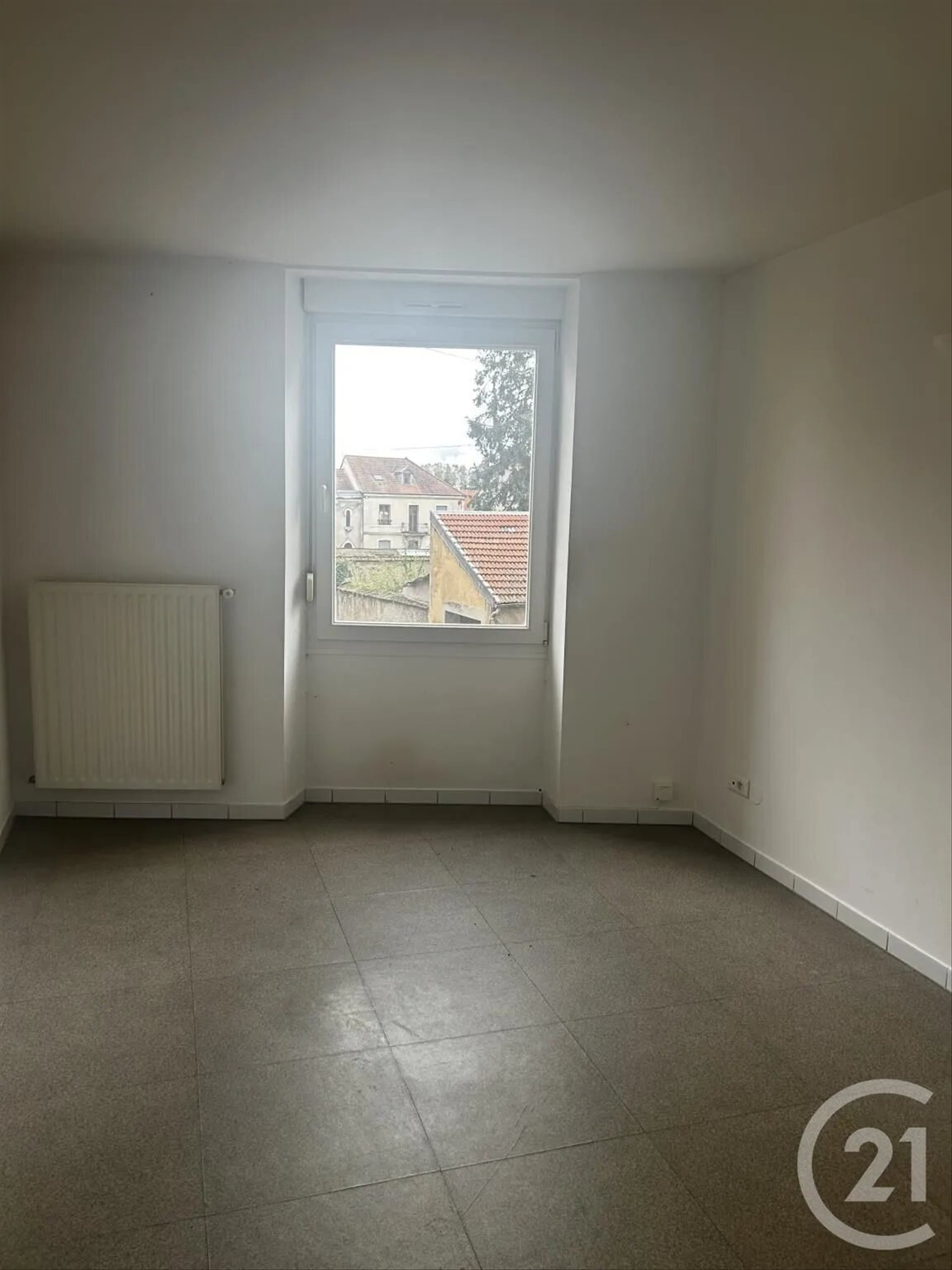 Appartement à louer, 38m², Étain