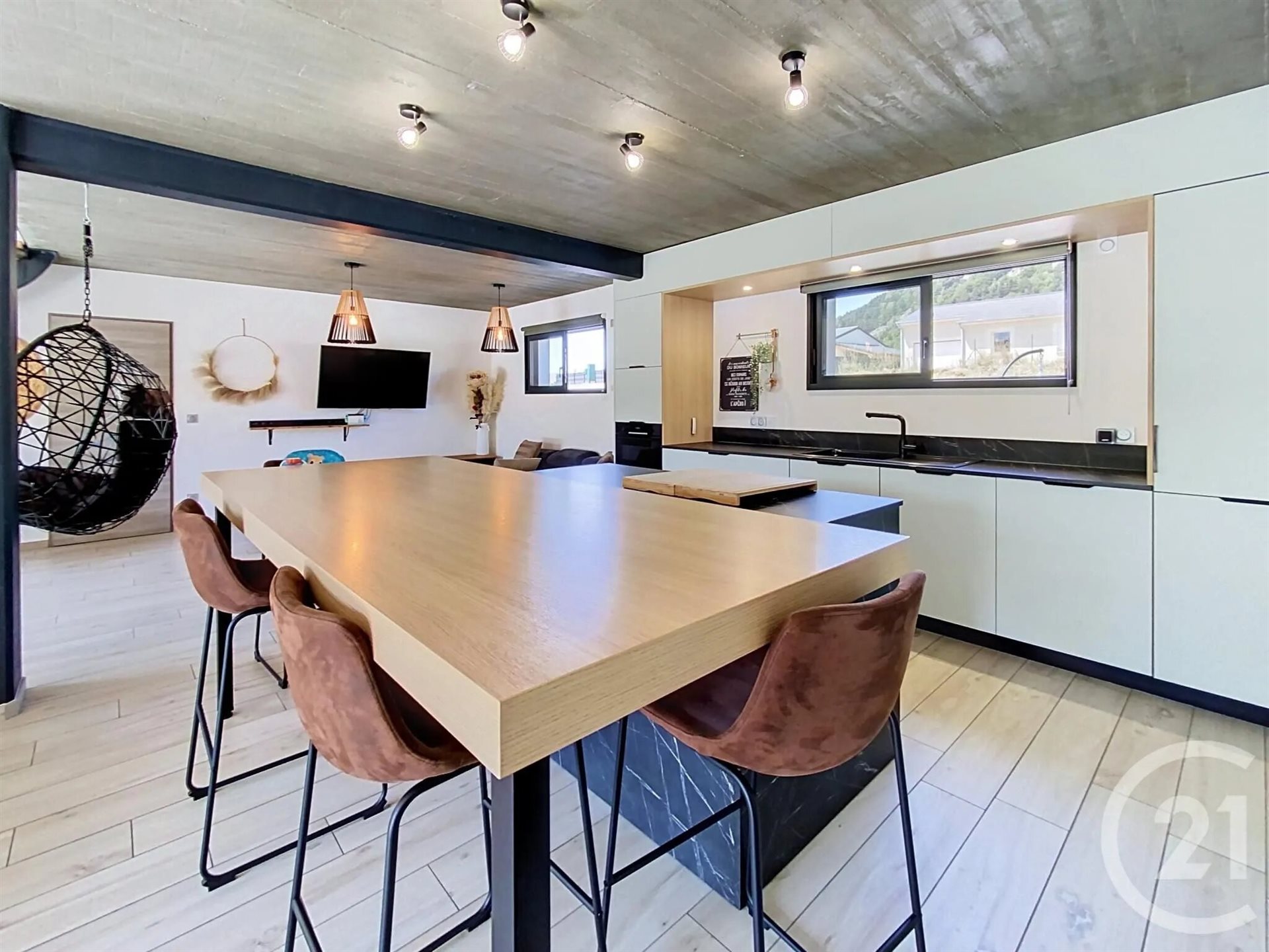 Maison à vendre, 135m², Saint-Hostien