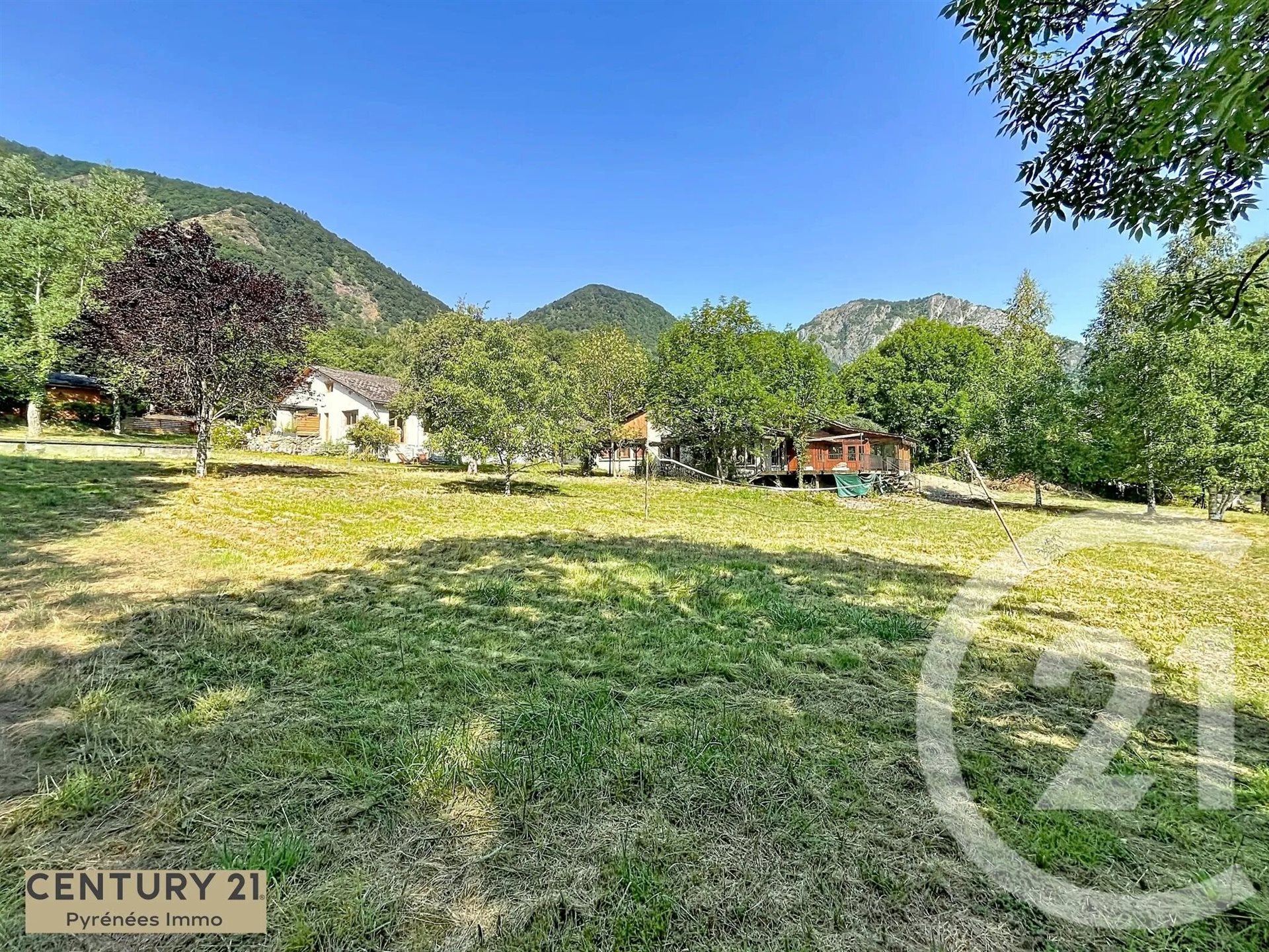 Maison à vendre, 303m², Arlos