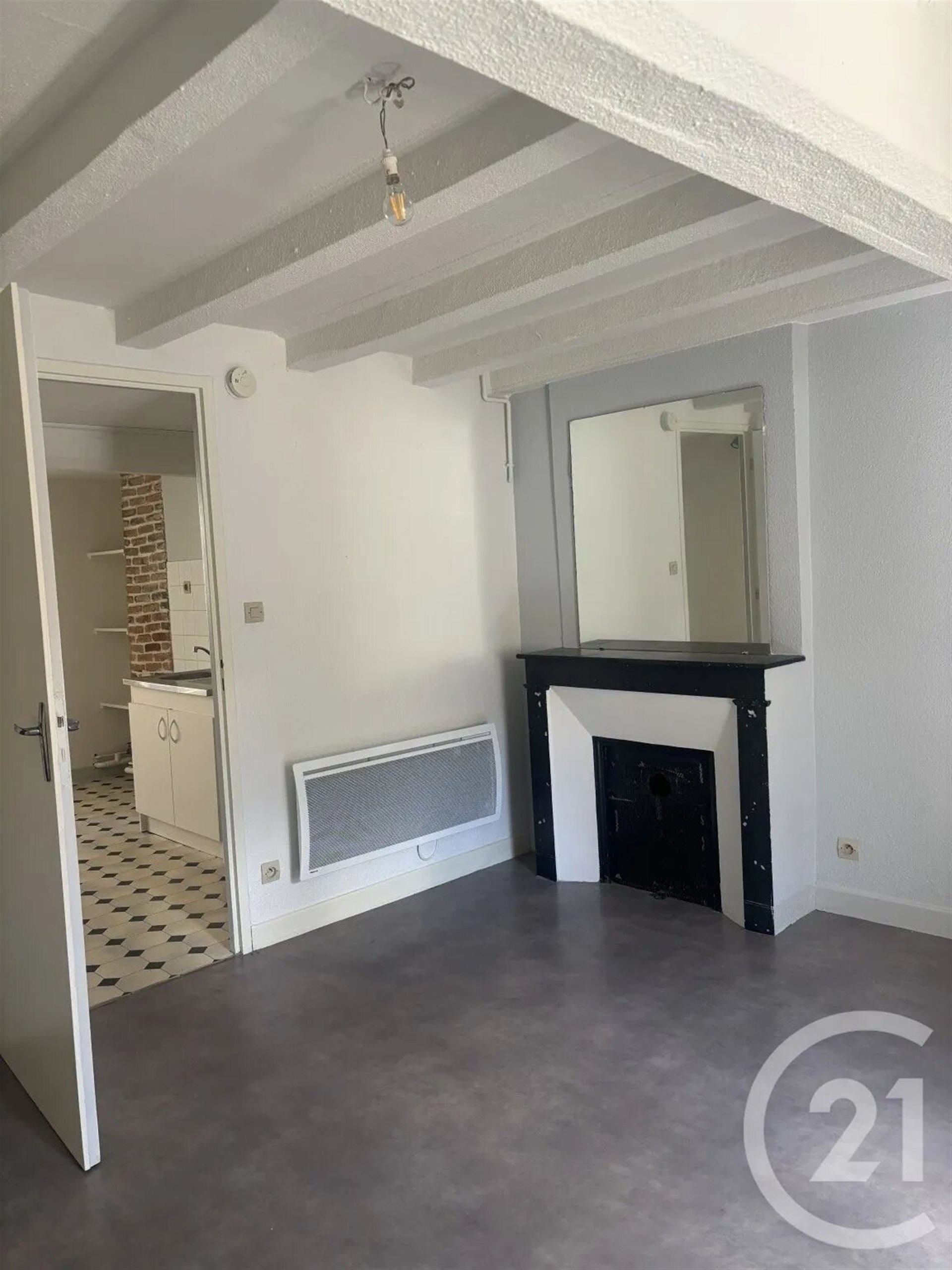 Appartement à louer, 32m², Aurillac