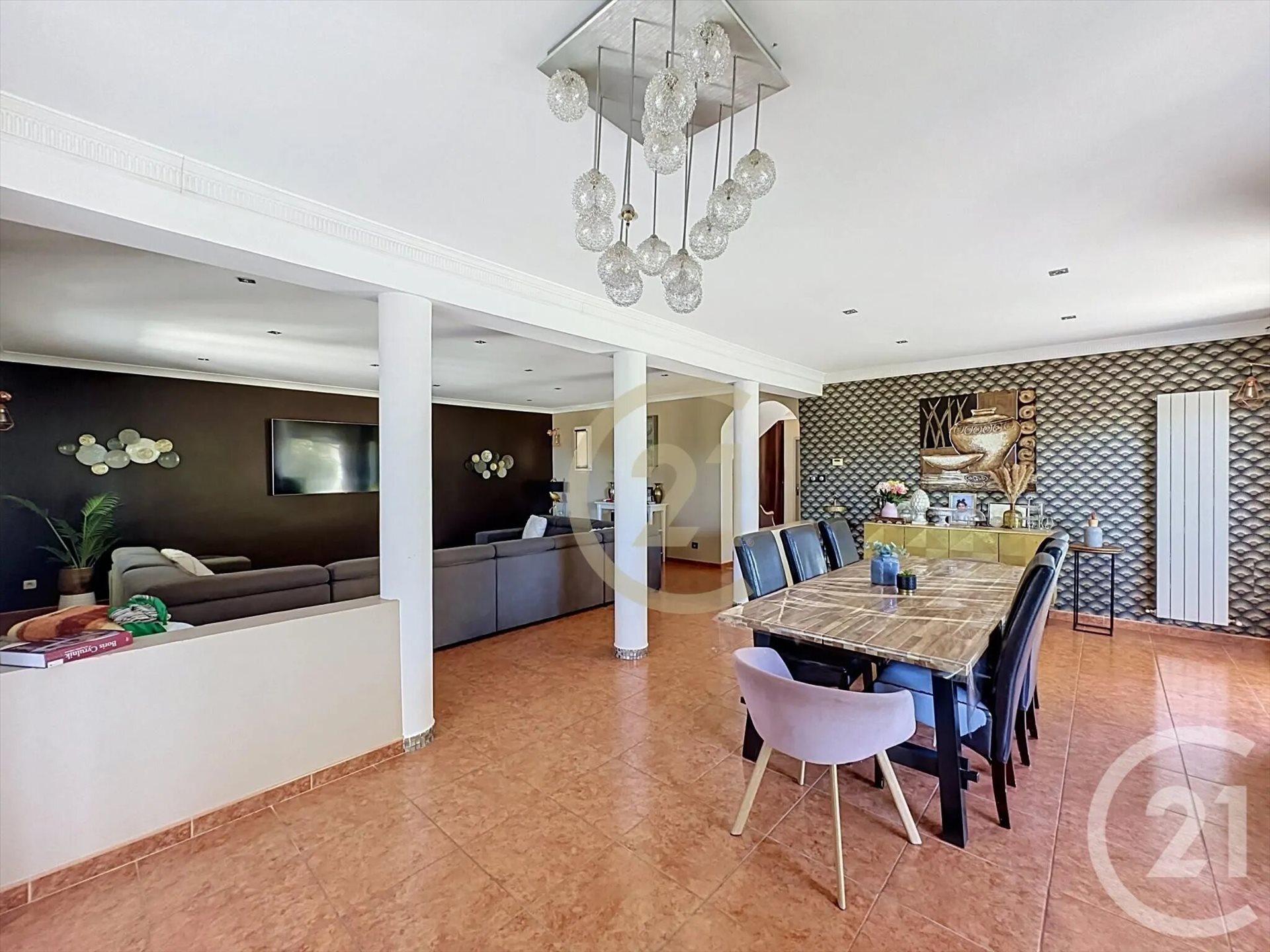 Maison à vendre, 193m², Beaucaire