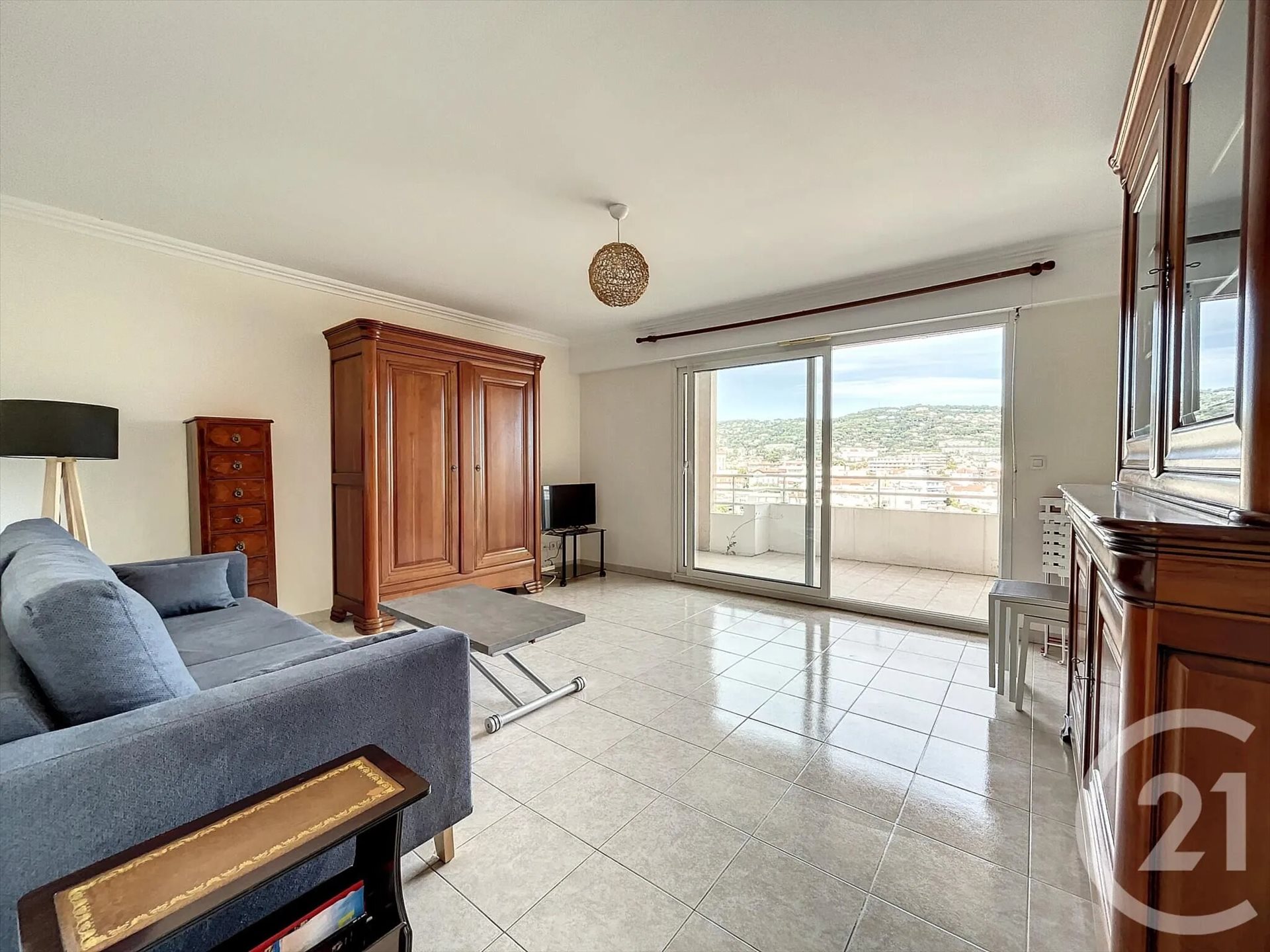 Appartement à louer, 46m², Cannes