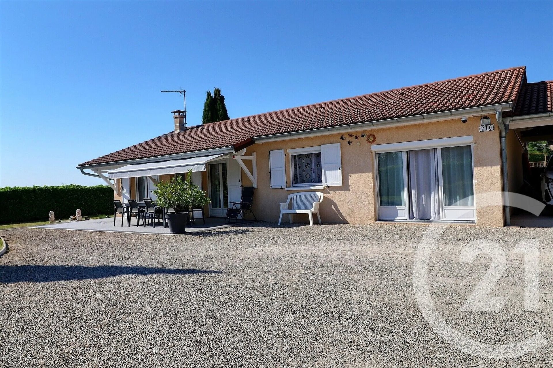 Maison à louer, 106m², Saint-Jean-le-Vieux