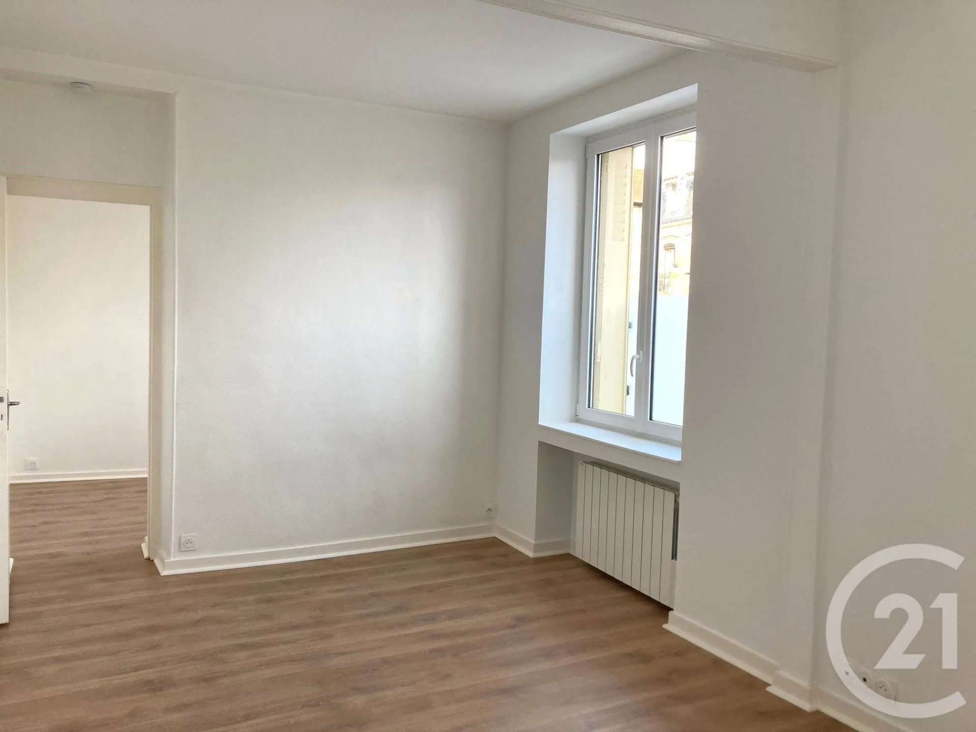 Appartement à louer, 34m², Suresnes