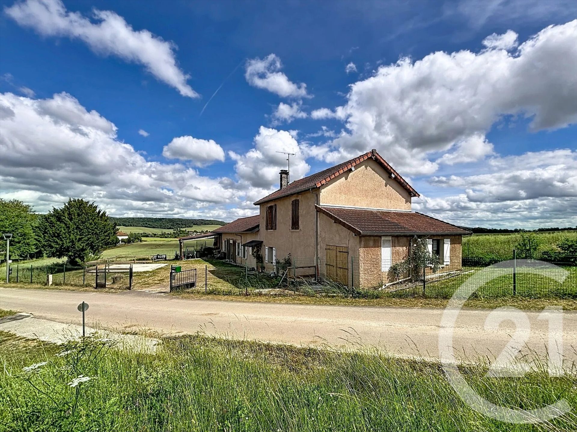 Maison à vendre, 192m², Ville-sous-la-Ferté
