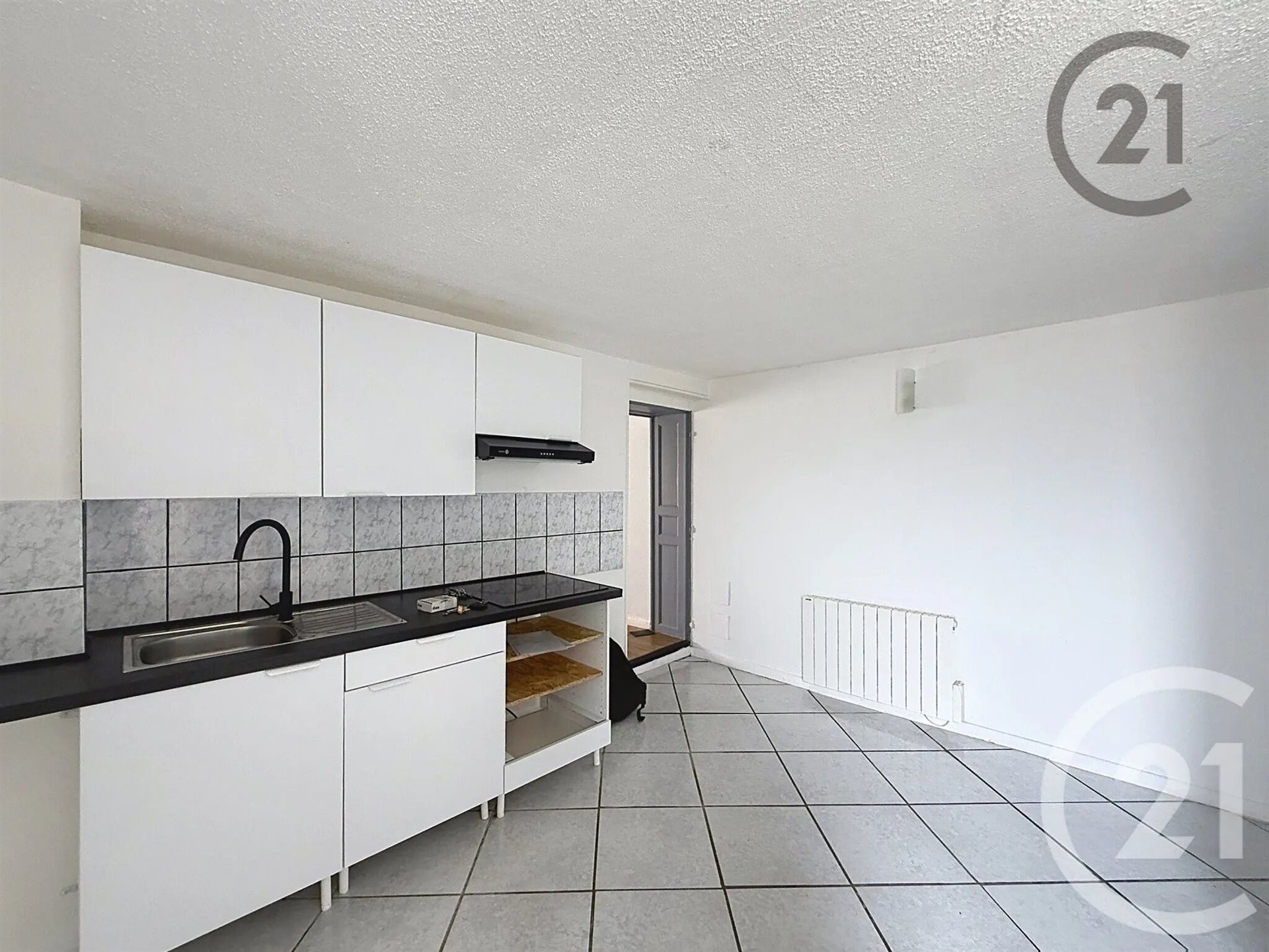 Appartement à louer, 59m², Leyr