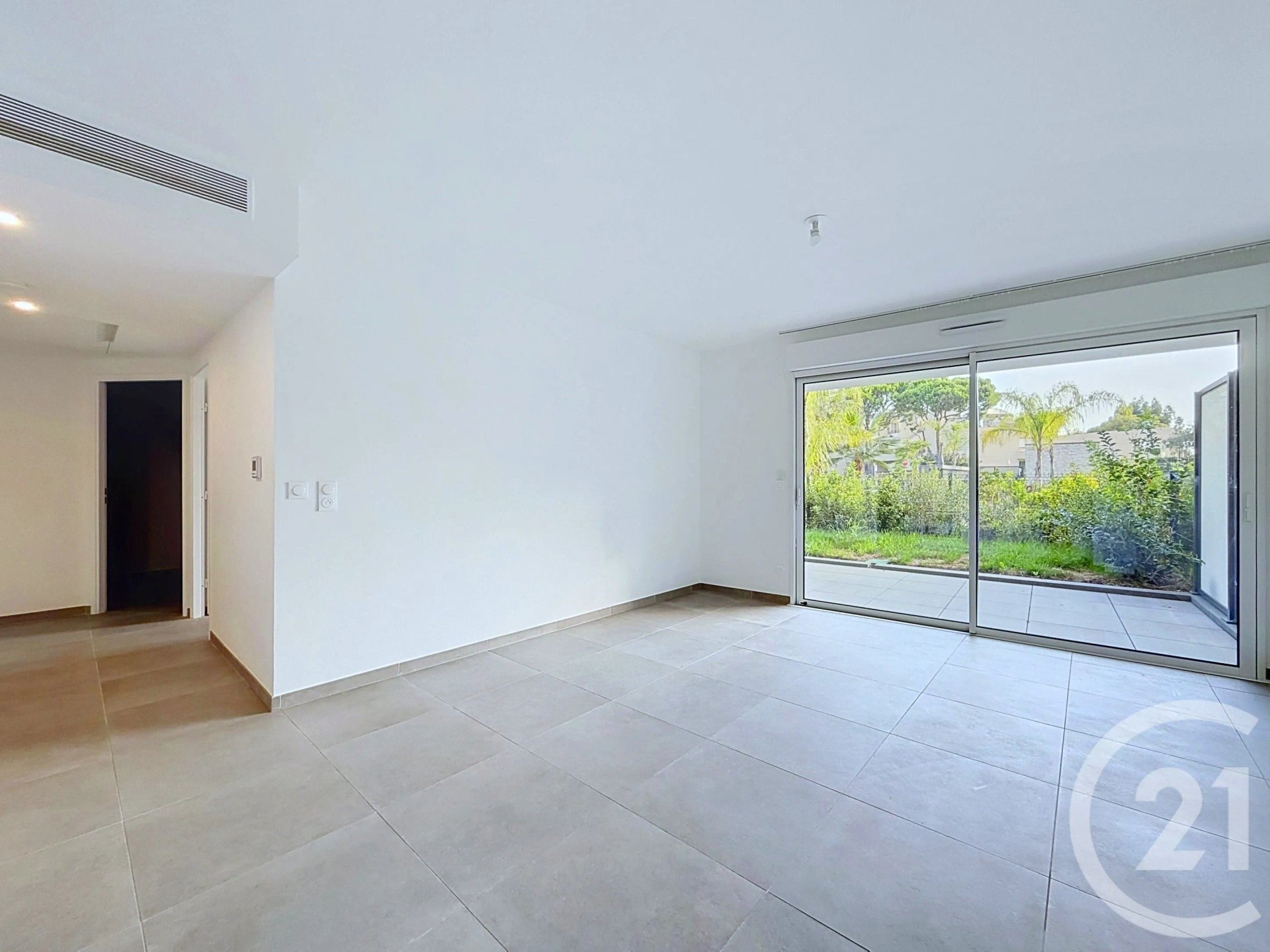 Appartement à louer, 57m², Villeneuve-Loubet