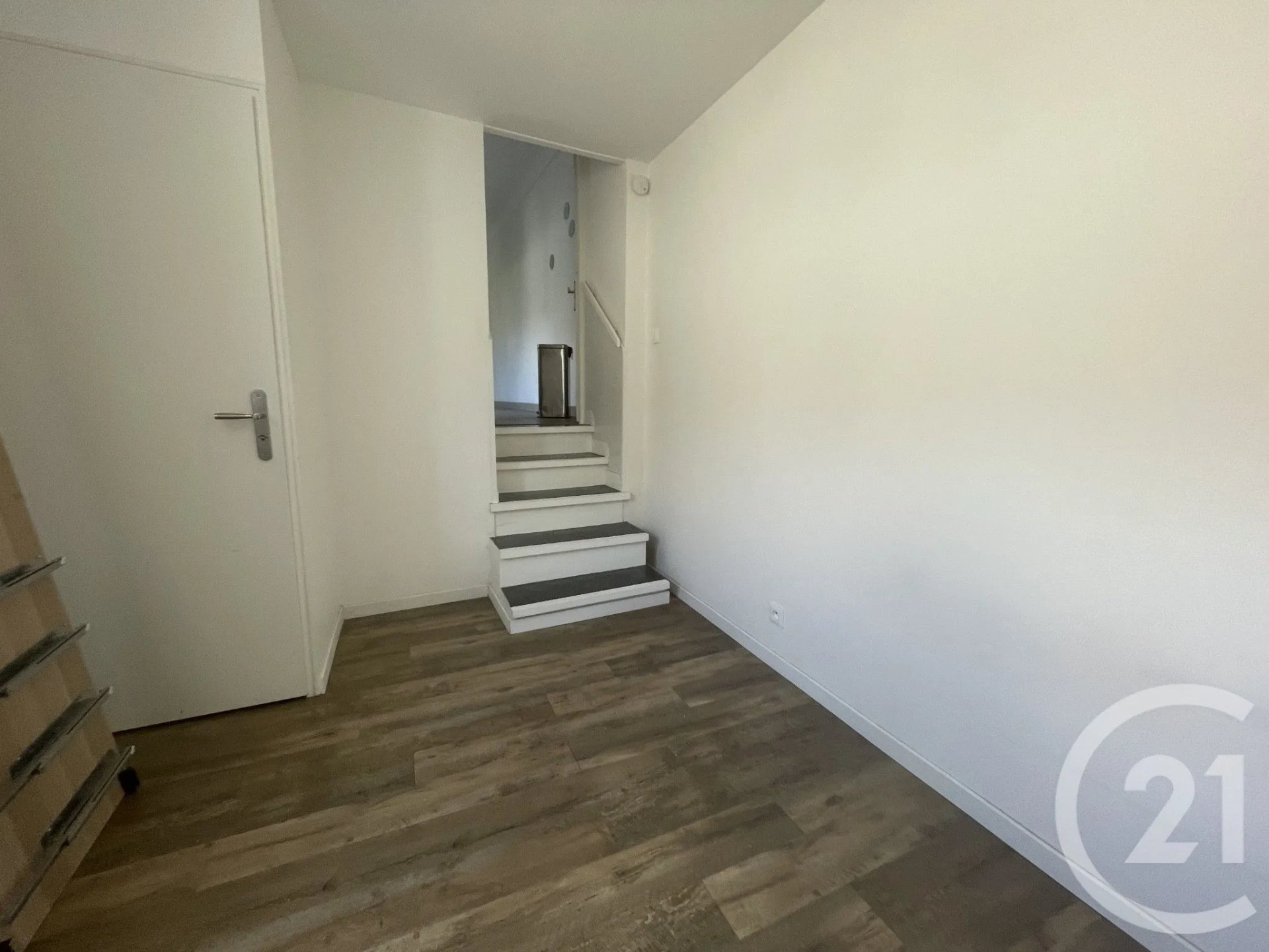 Appartement à louer, 29m², Nemours